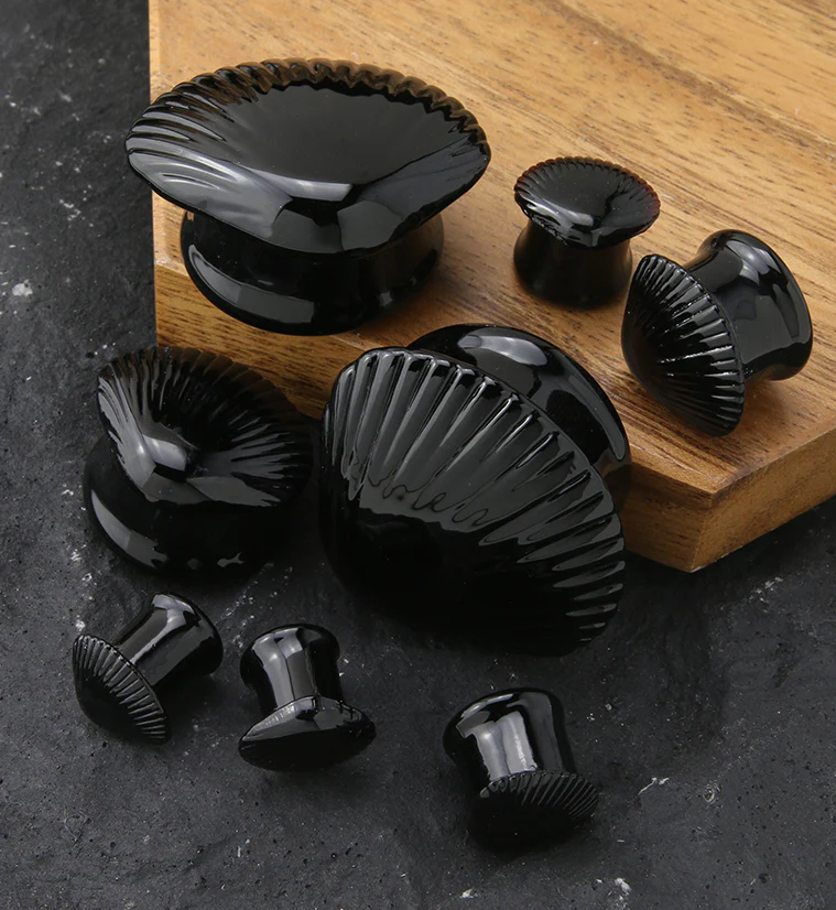 Black Seashell Glass Double Flare Plugs - Image 2