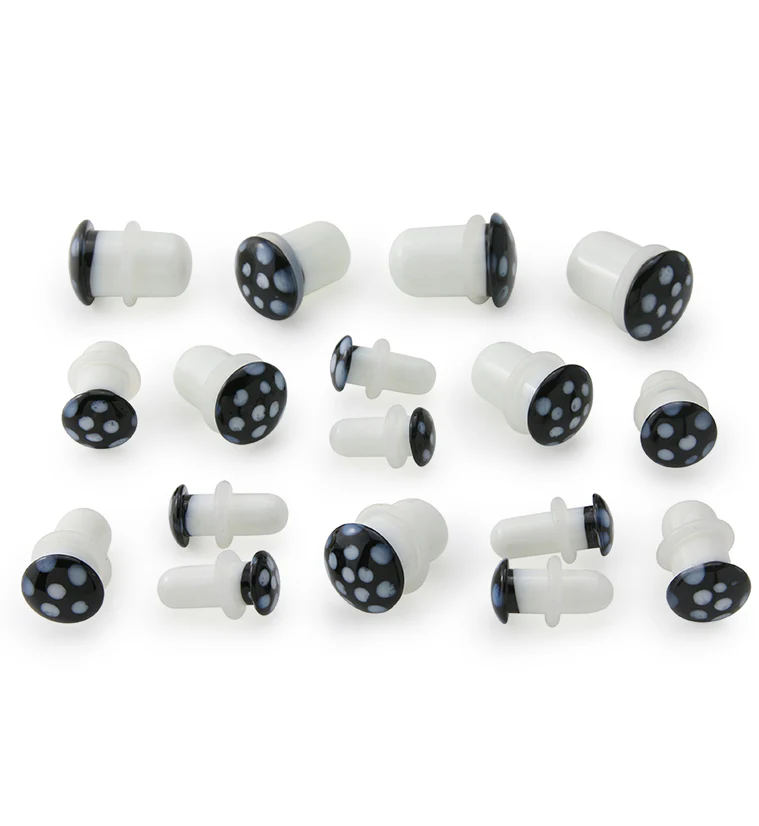 Black Spotted Mushroom Glass Single Flare Plugs - Image 3