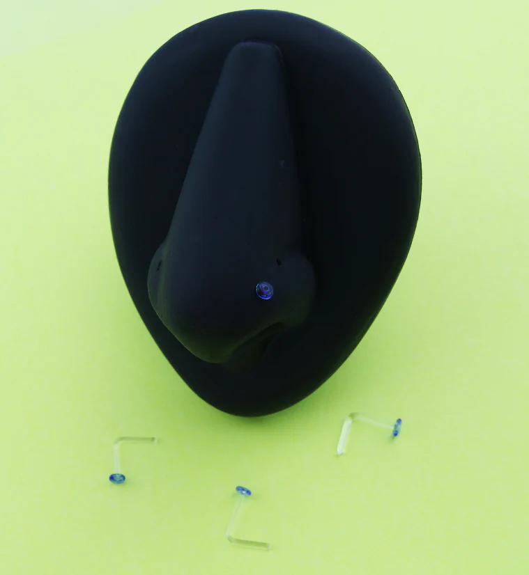 Blue Top Glass L Bend Nose Ring - Image 2