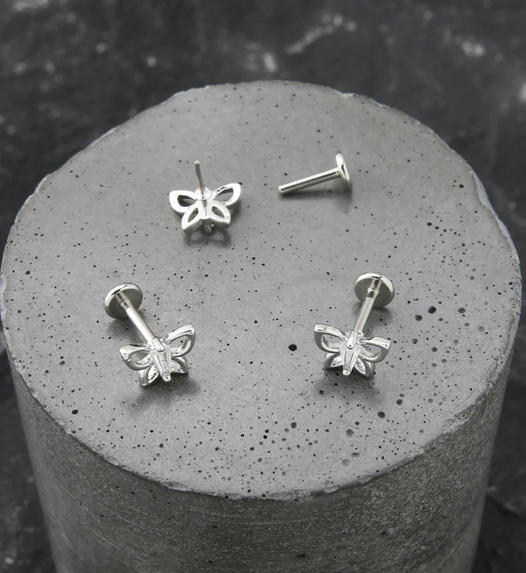 Butterfly Outline Baguette CZ Stainless Steel Threadless Labret - Image 2