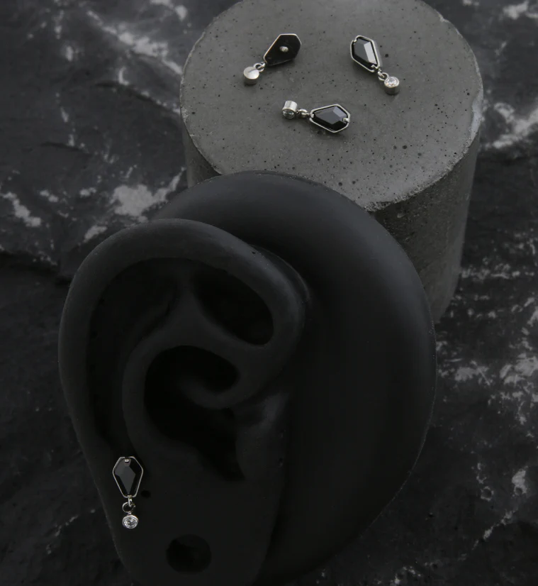 Coffin Black CZ Dangle Clear CZ Internally Threaded Top - Image 2