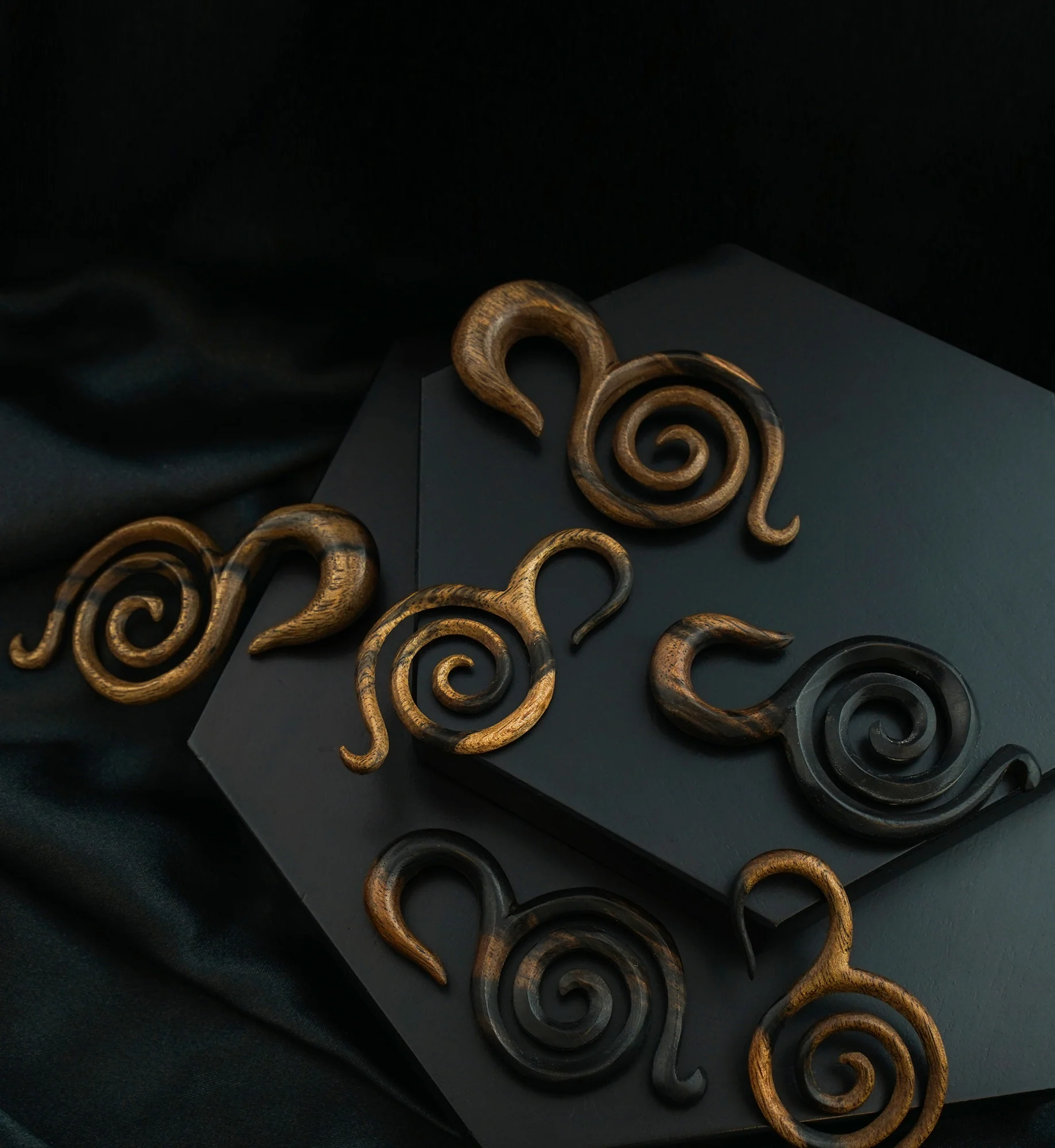 Coil Spiral Areng Wood Hangers - Image 4