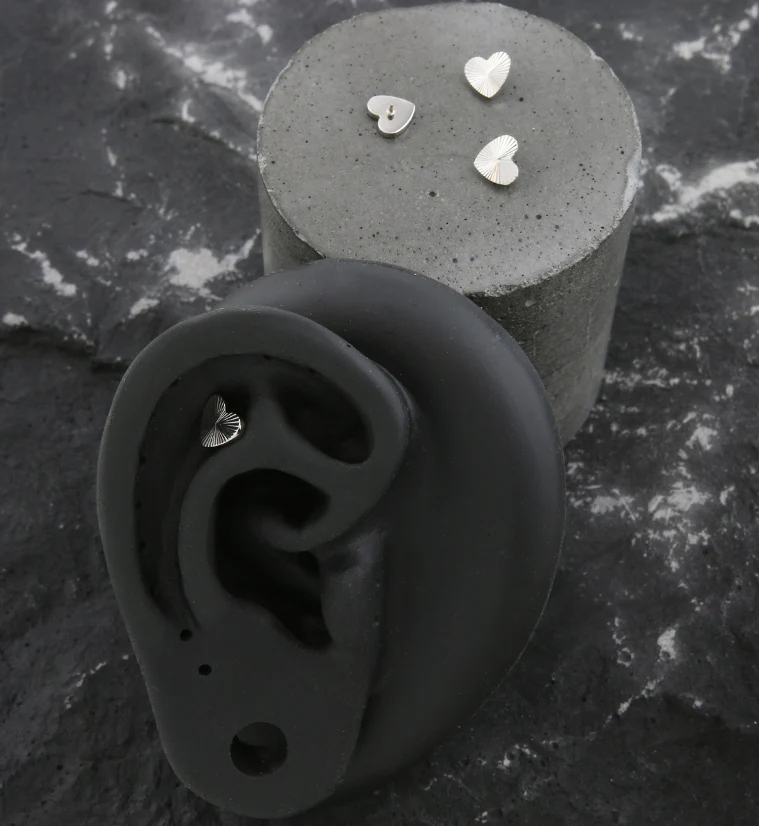 Score Heart Internally Threaded Top - Image 2