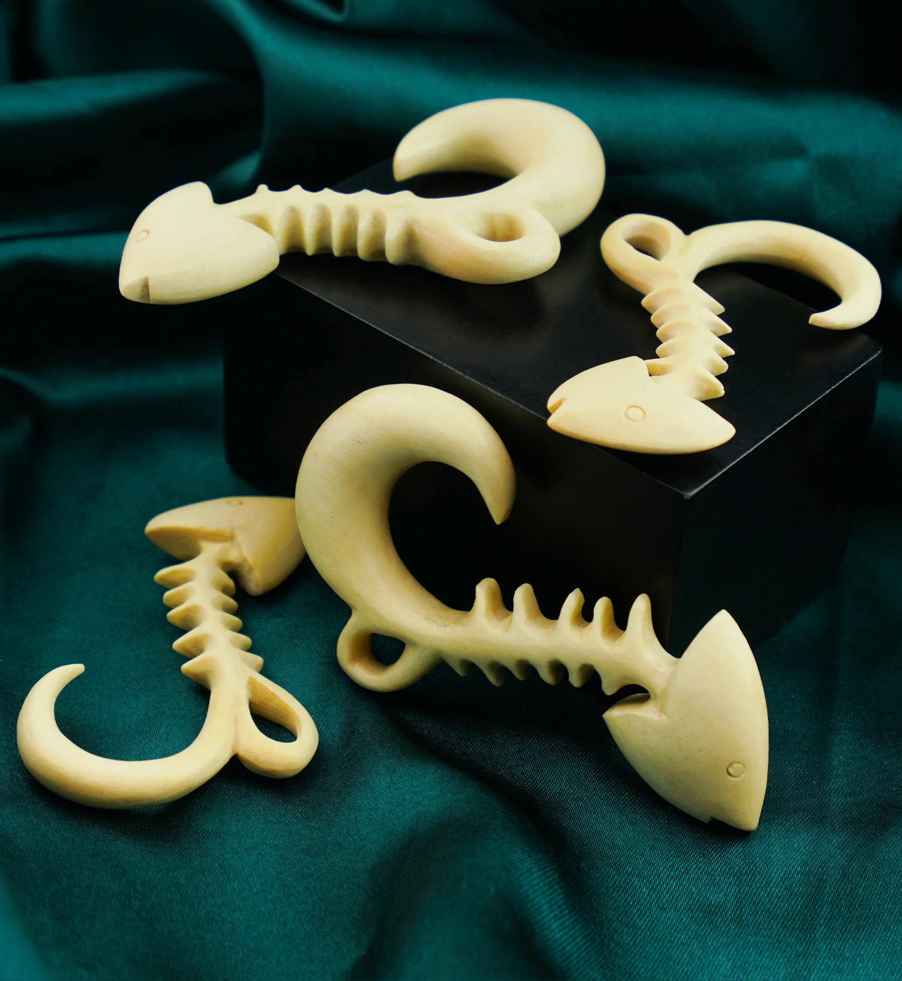 Crocodile Wooden Fish Bone Hangers - Image 2