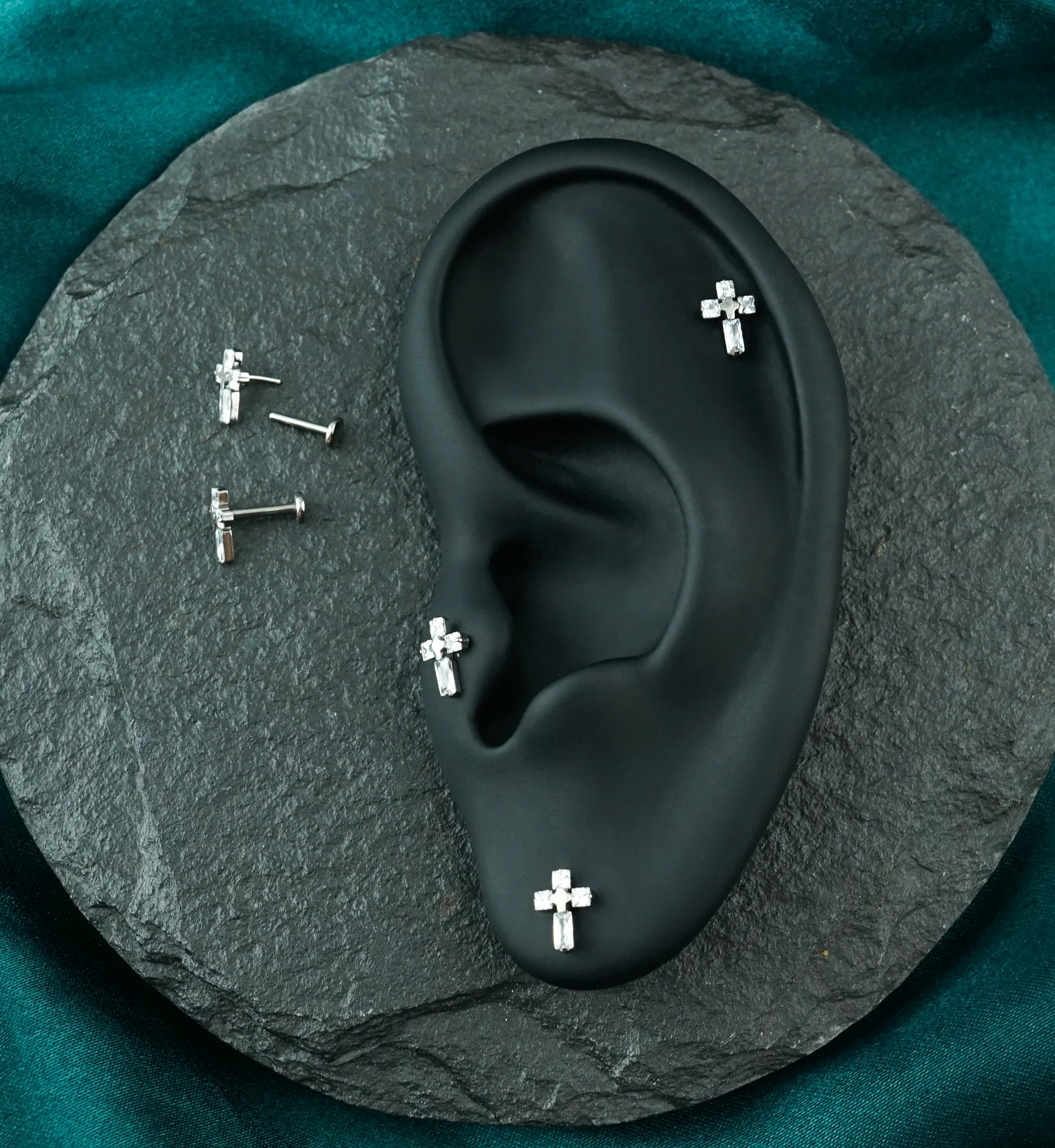 Cross Square Clear CZ Titanium Threadless Labret - Image 2