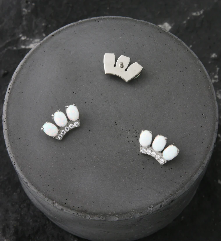 Crown White Opalite Clear CZ Titanium Internally Threaded Top - Image 2
