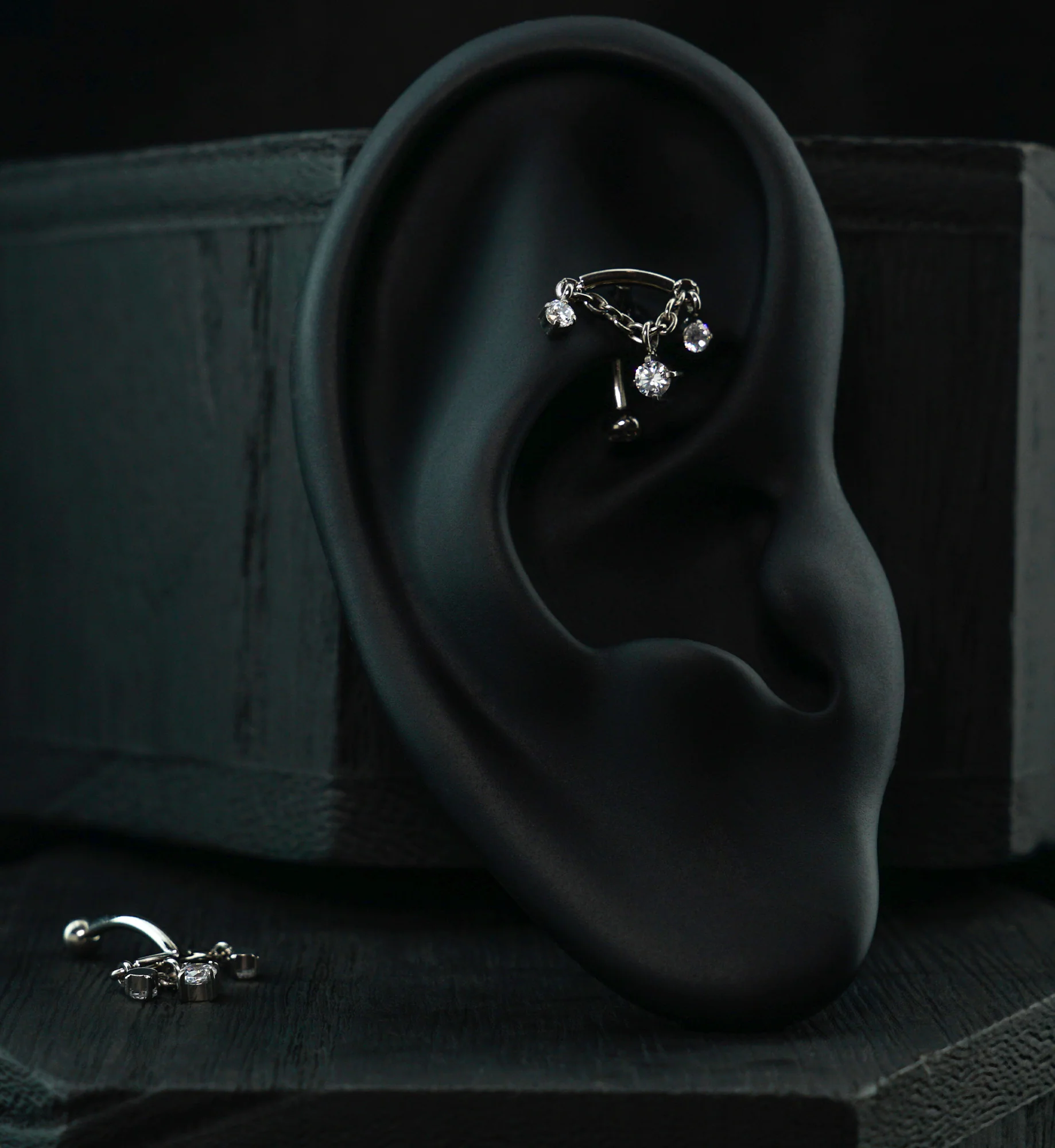 Curve Triple CZ Dangle Titanium Internally Threaded Curved Barbell - Image 2