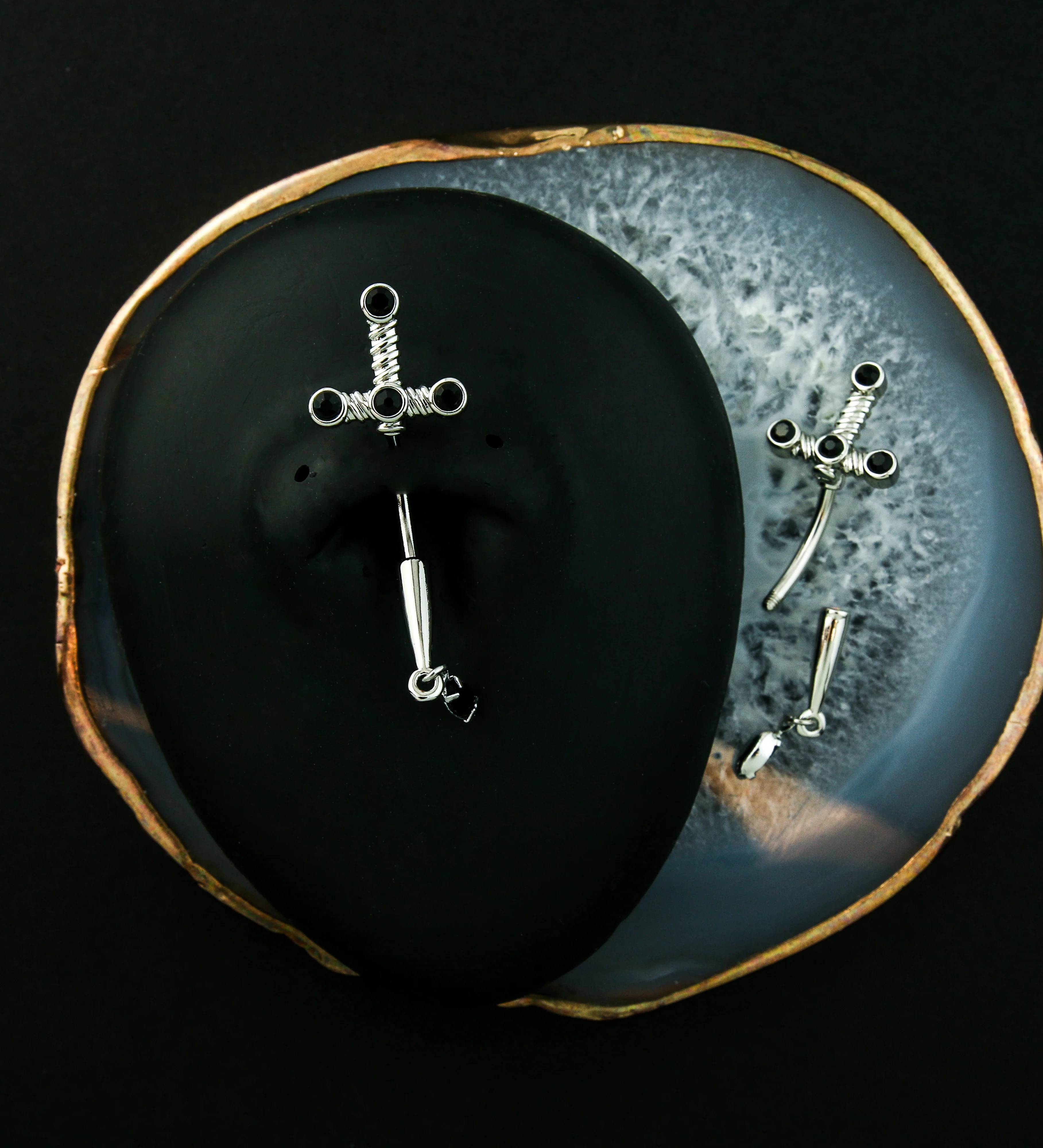 Dagger Black CZ Dangle Stainless Steel Belly Button Ring - Image 2