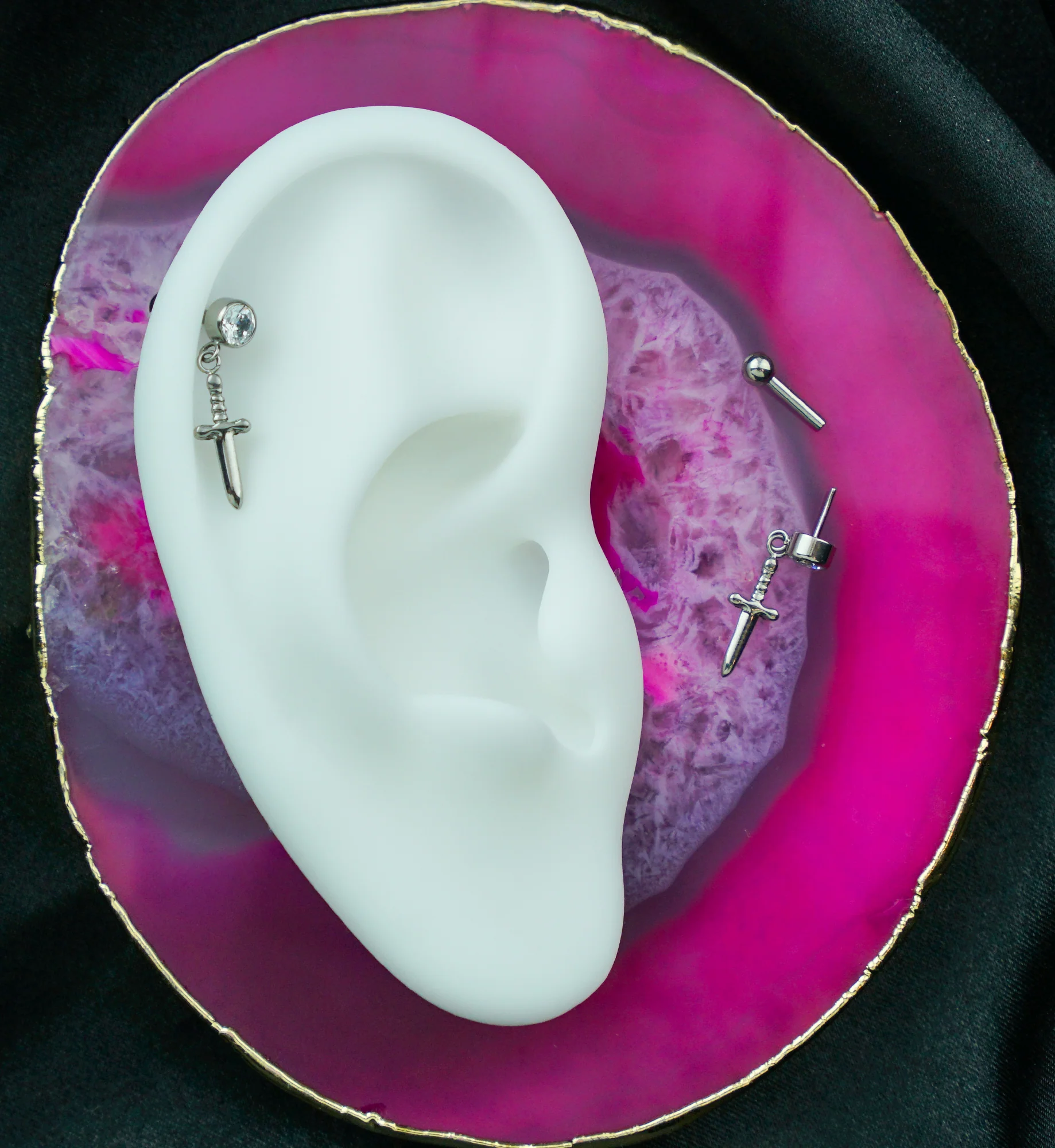 Dangling Dagger Clear CZ Threadless Titanium Cartilage Barbell - Image 2