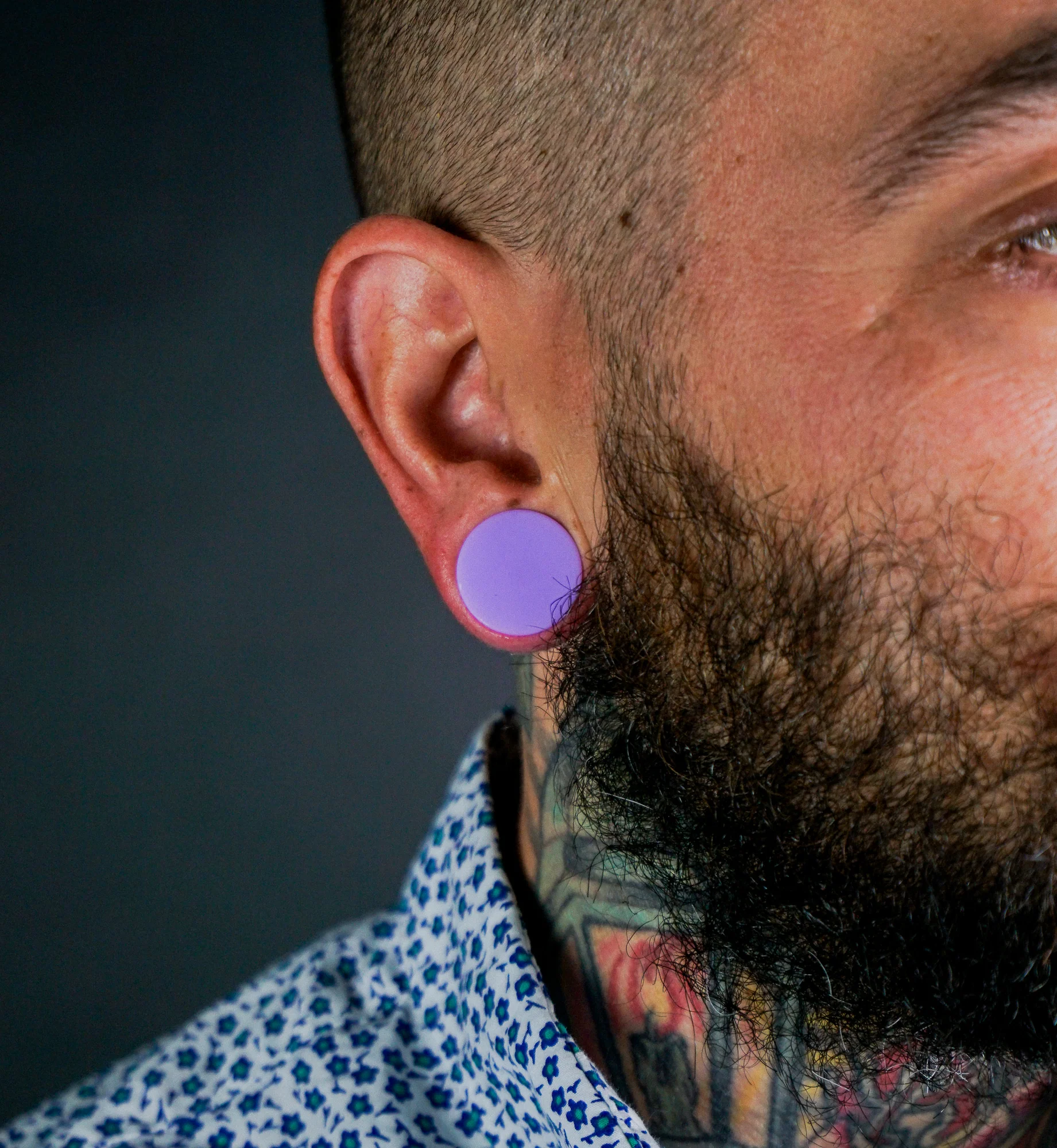 Double Flare Matte Lavender Silicone Plugs - Image 5