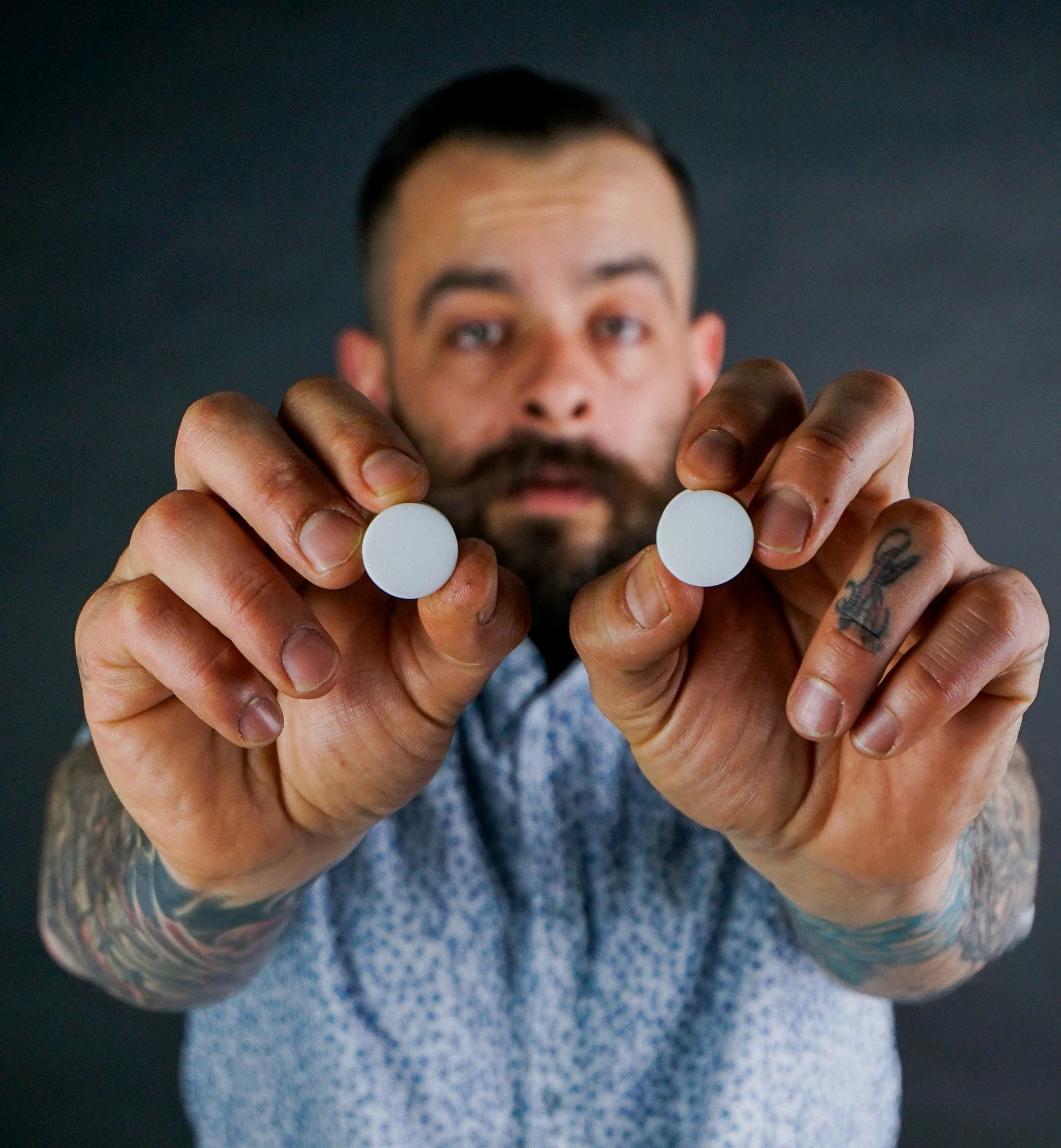 Double Flare Matte White Silicone Plugs - Image 7