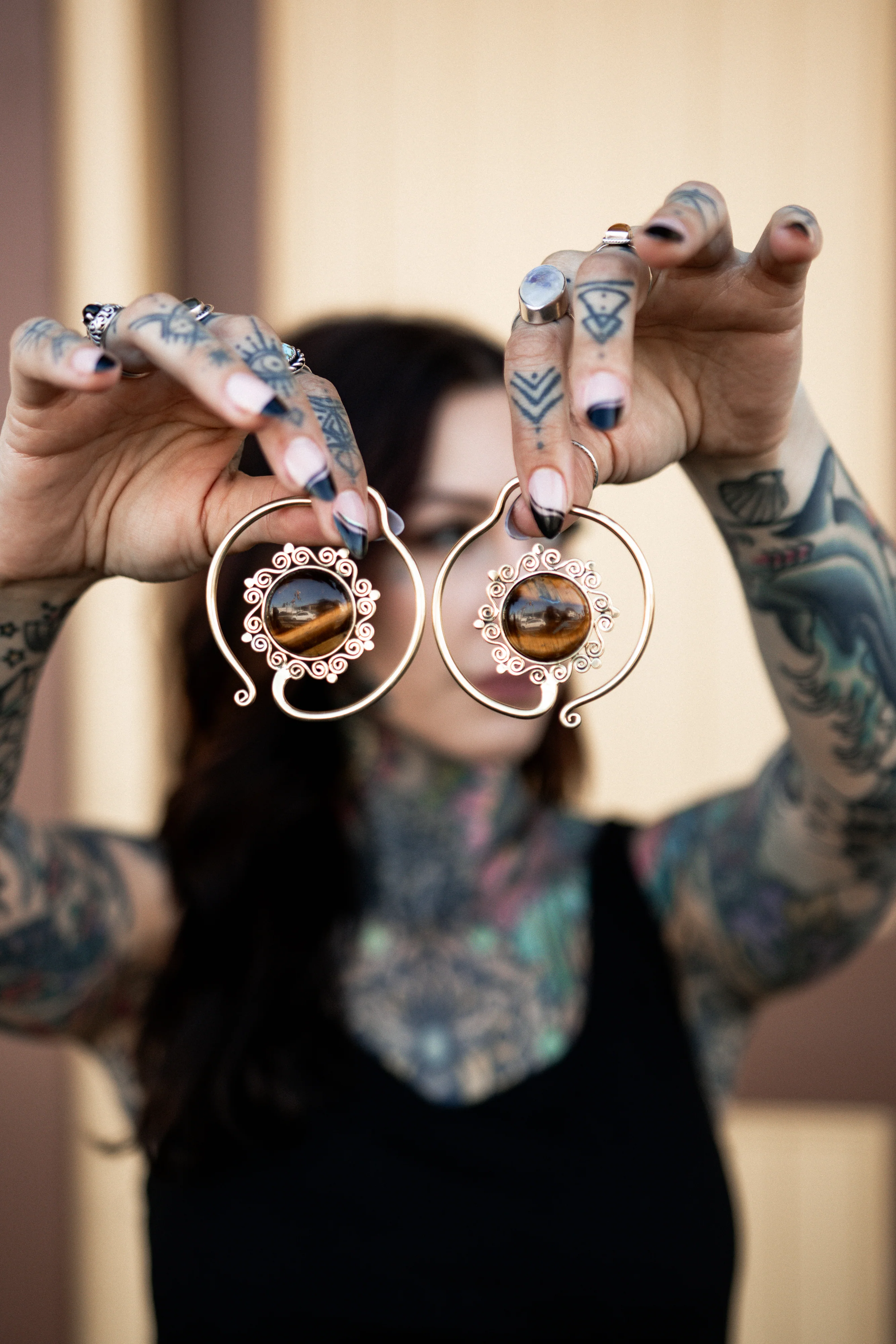 Helix Tigers Eye Stone Hoop Ear Weights - Image 6