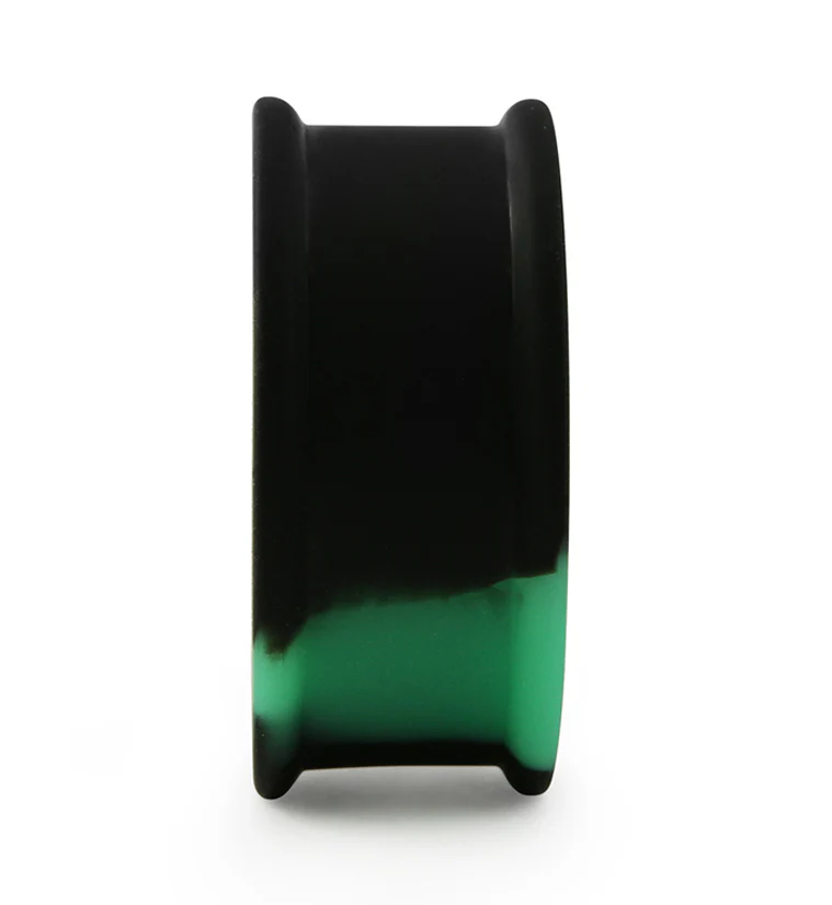 Emerald And Black Double Flare Silicone Plugs - Image 4