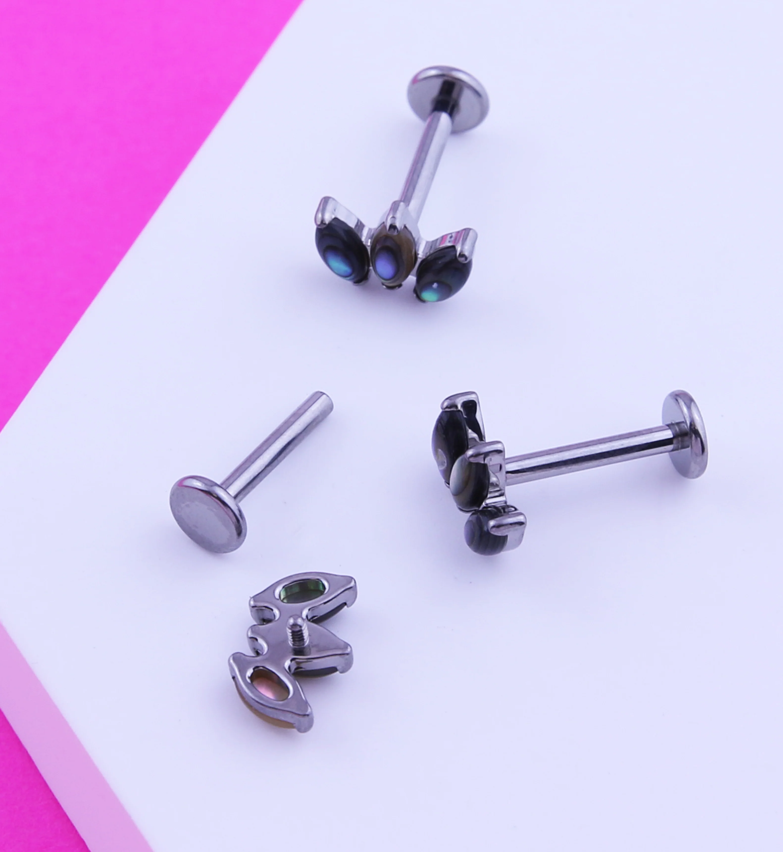 Empress Abalone Internally Threaded Titanium Labret - Image 2