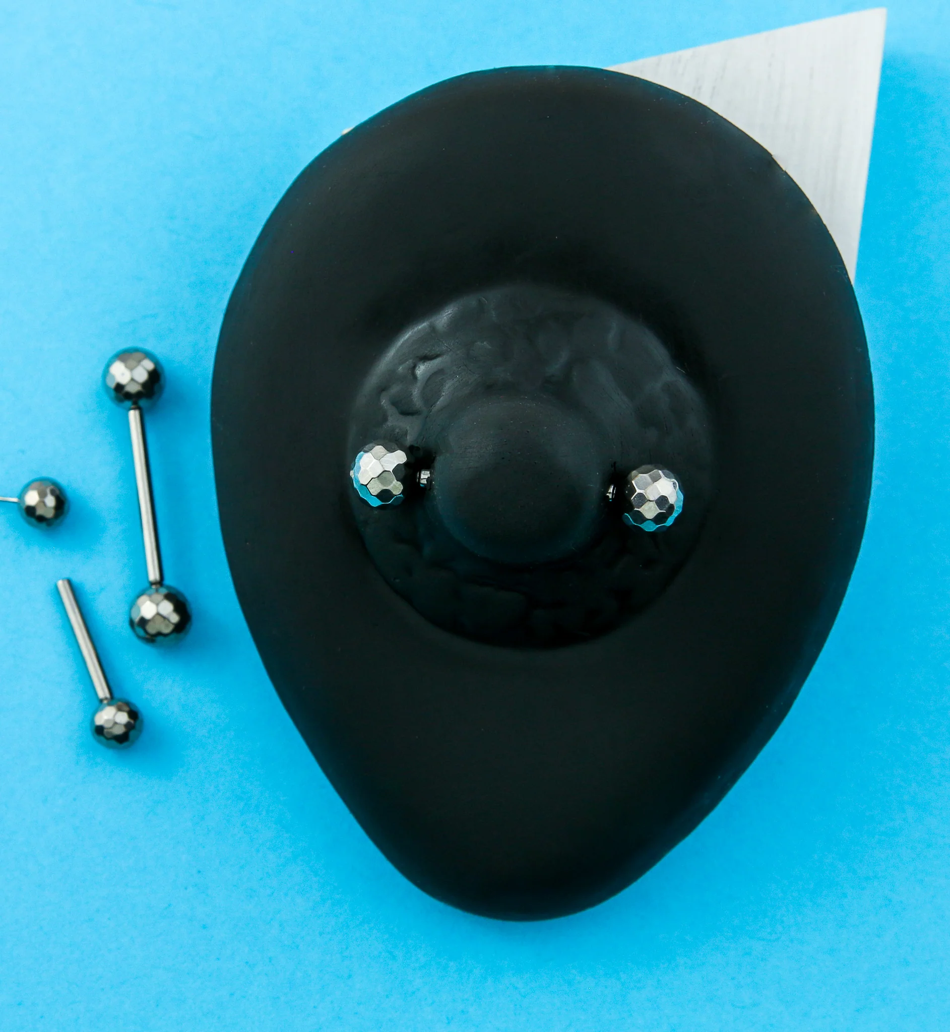 Faceted Threadless Titanium Nipple Barbells - Image 2