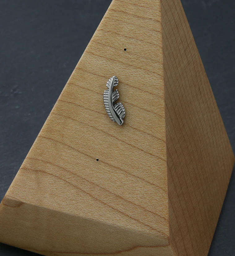 Feather Threadless Titanium Top - Image 2