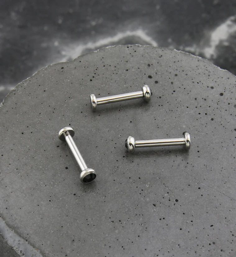 Flat Bezel Black CZ Internally Threaded Titanium Labret - Image 2