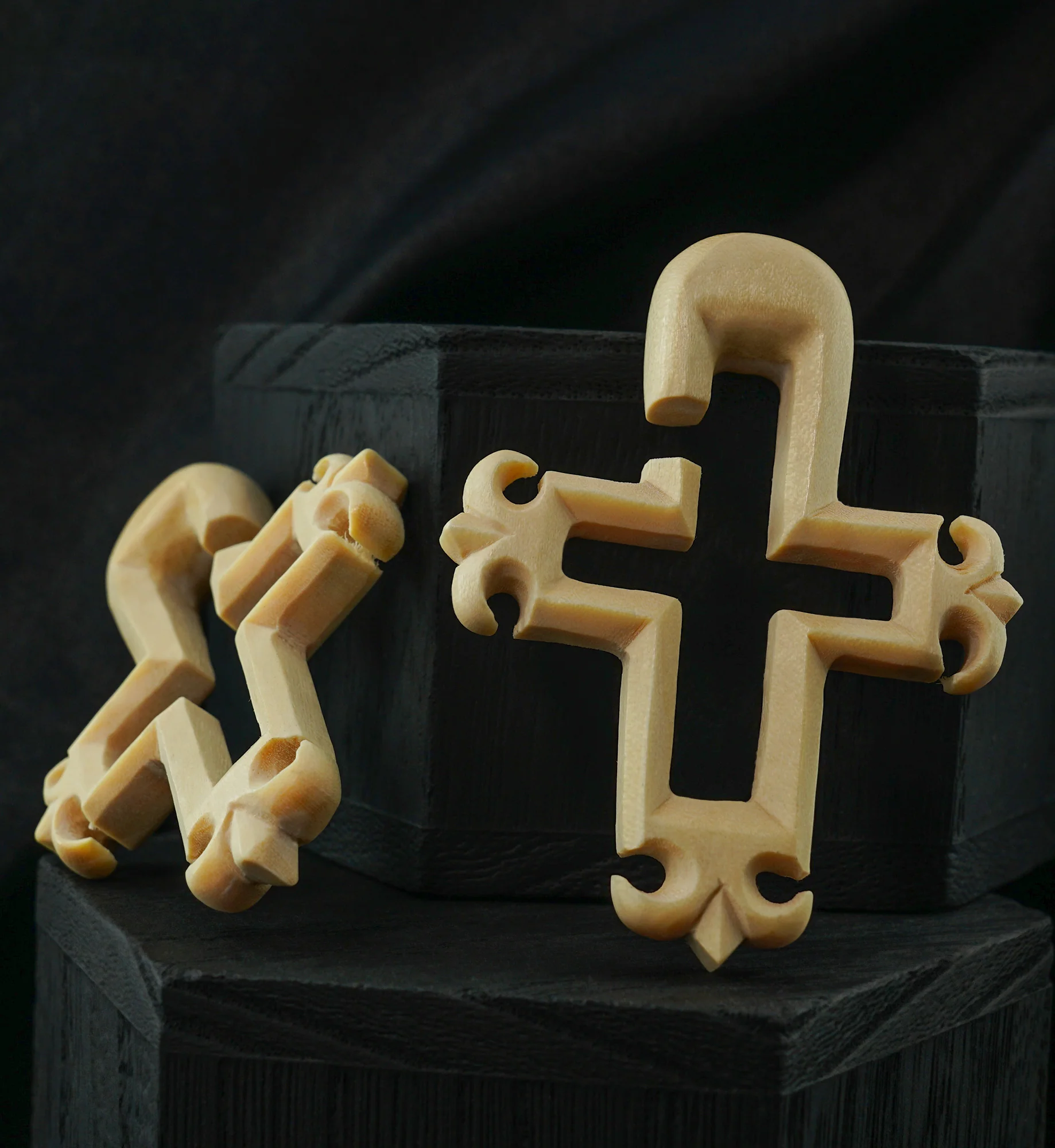 Fleur De Lis Cross Crocodile Wooden Hangers - Image 2