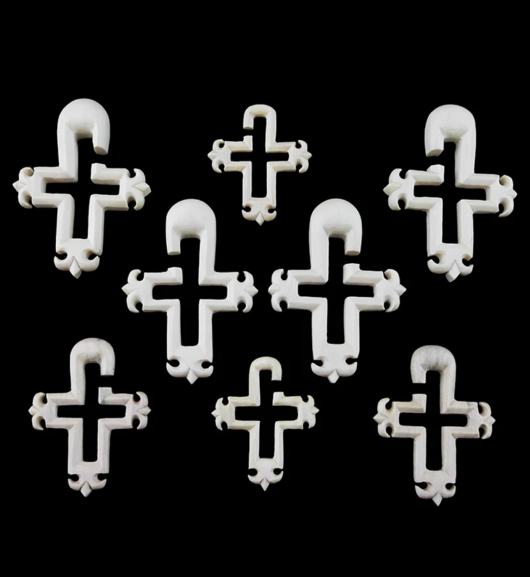 Fleur De Lis Cross Crocodile Wooden Hangers - Image 4