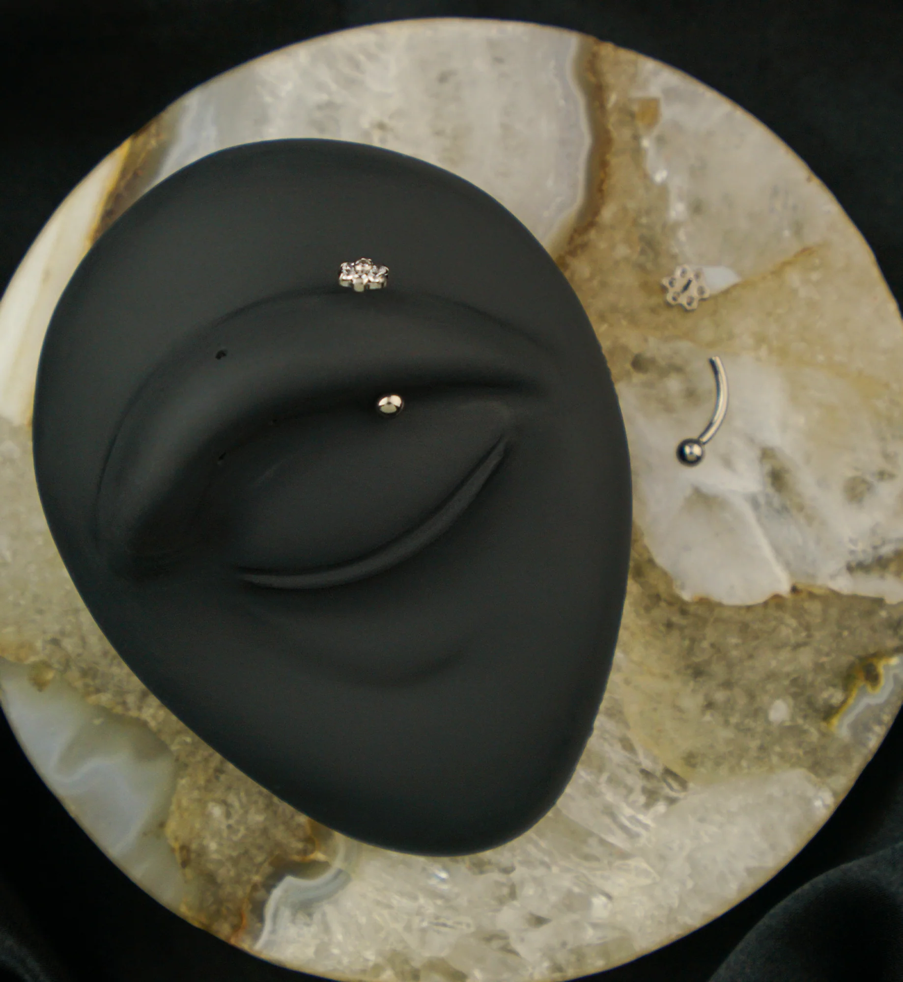 Flower Clear CZ Titanium Threadless Curved Barbell - Image 2