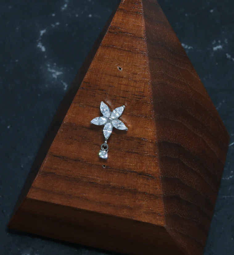 Flower Dangle CZ Threadless Titanium Top - Image 2