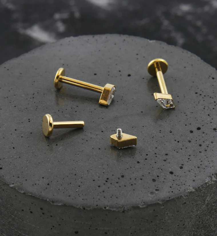Gold PVD Abyss Clear CZ Internally Threaded Titanium Labret - Image 2