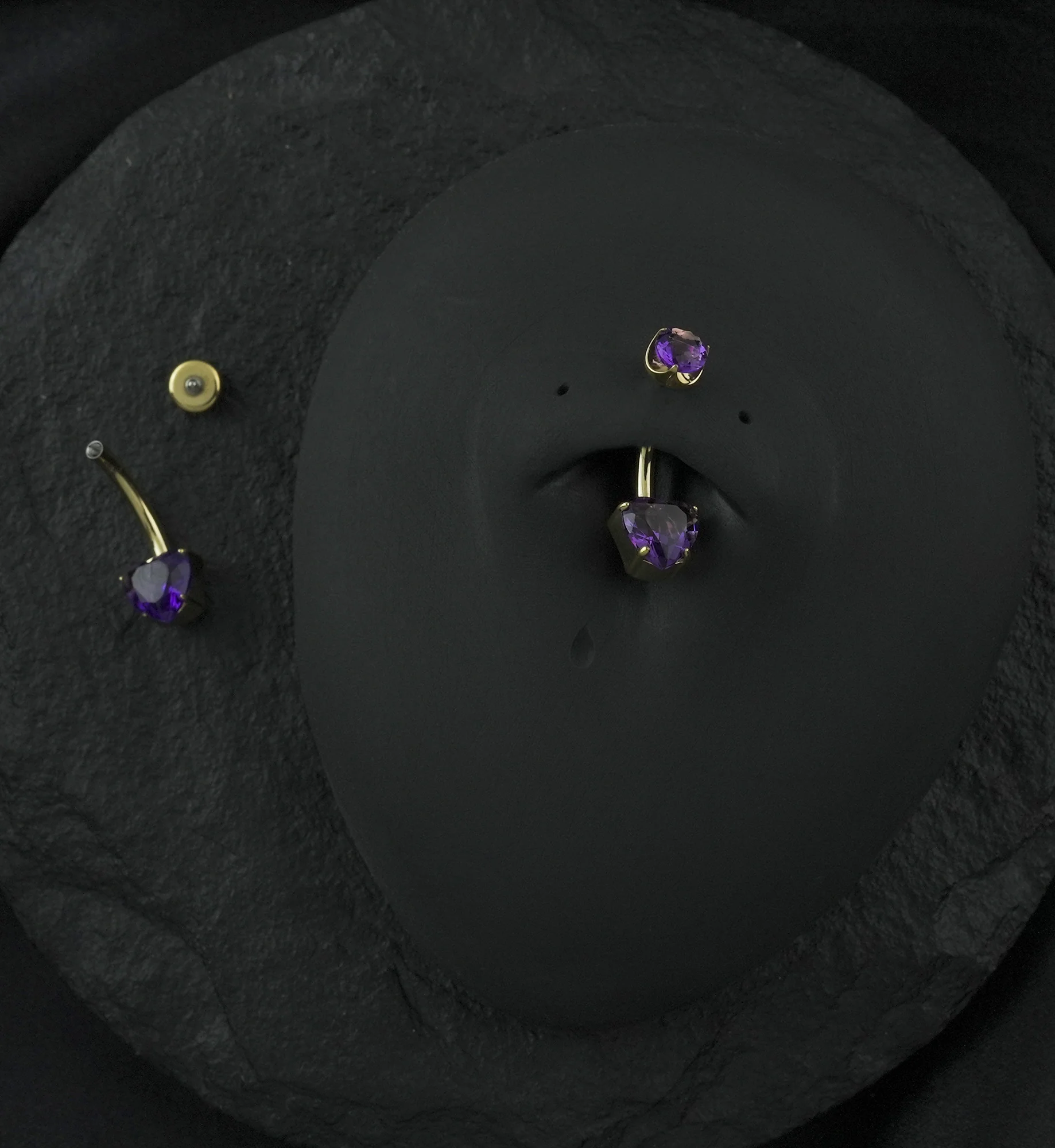 Gold PVD Amethyst Stone Heart Internally Threaded Titanium Belly Button Ring - Image 2