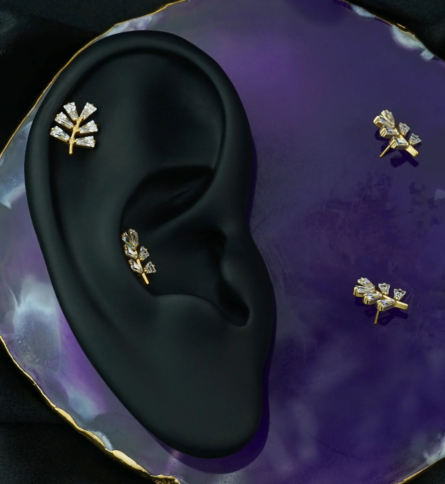 Gold PVD Fern Leaf Clear CZ Titanium Threadless Top - Image 2