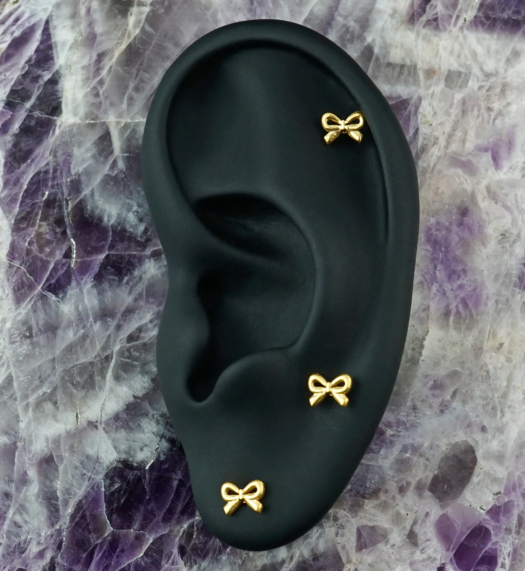 Gold PVD Bowknot Stainless Steel Internally Threaded Labret - Image 2