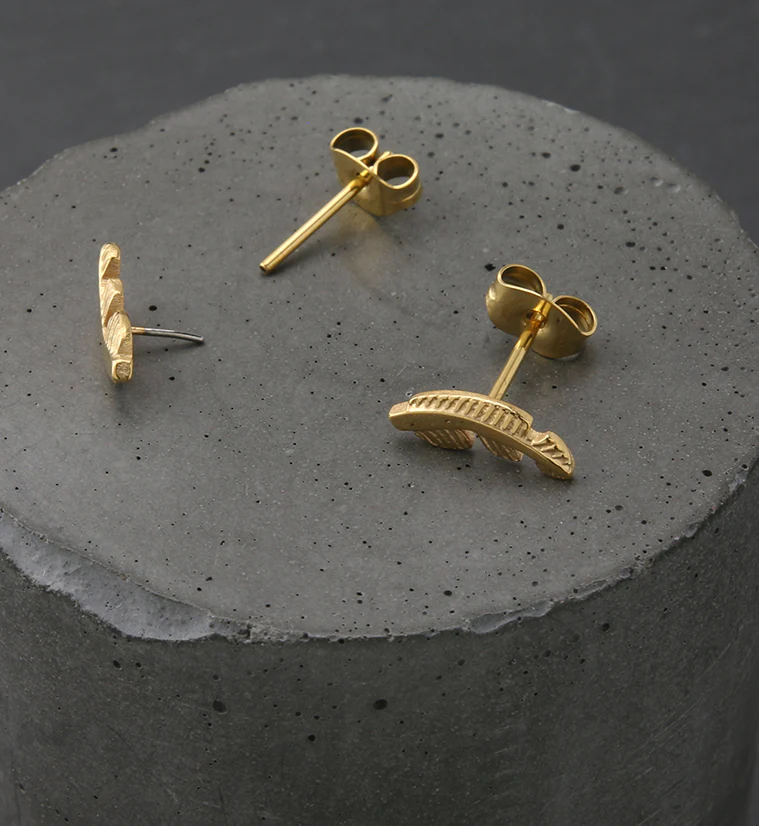 Gold PVD Feather Titanium Threadless Earrings - Image 2