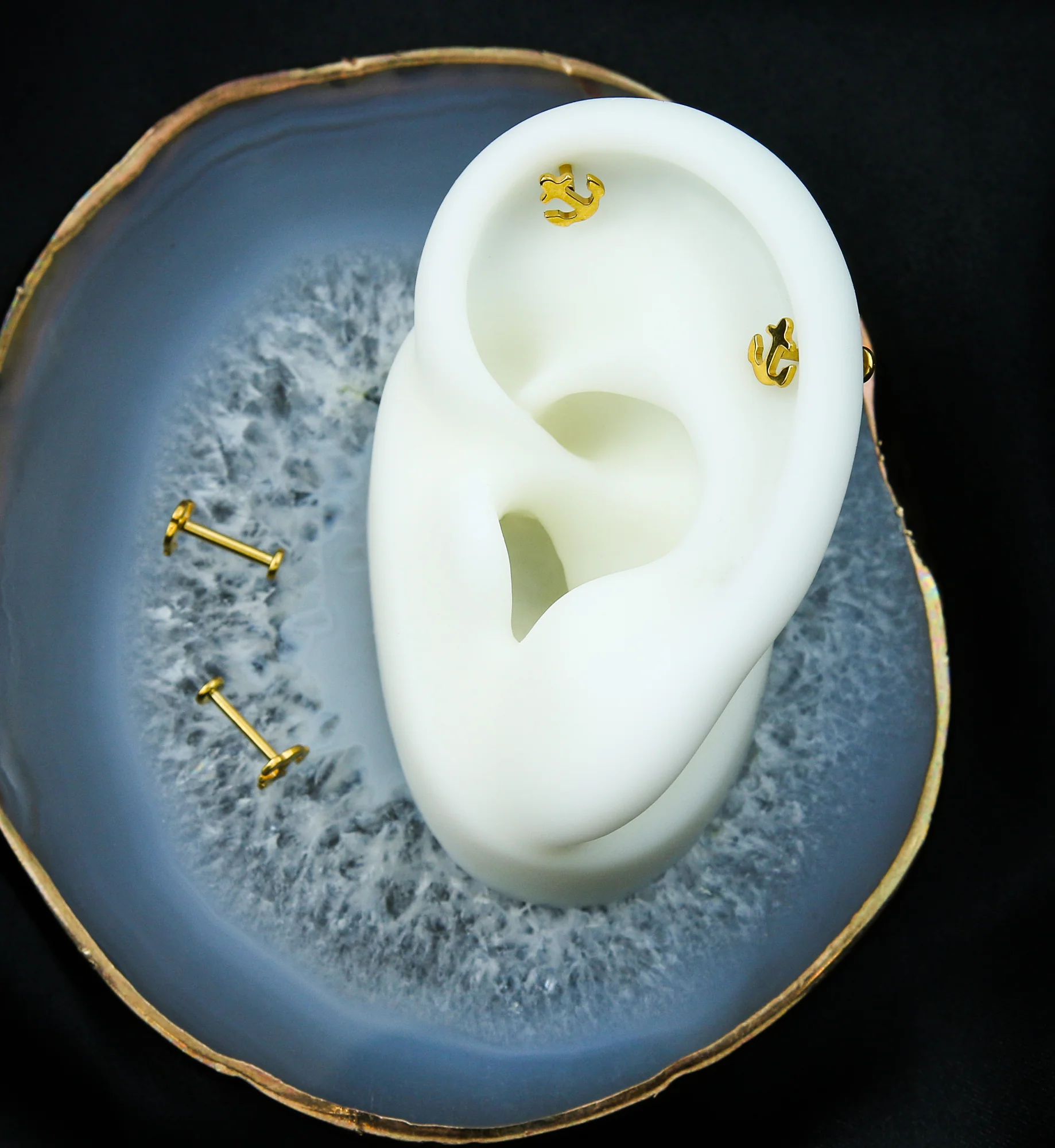 Gold PVD Flat Anchor Titanium Threadless Labret - Image 2