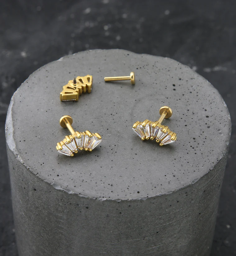Gold PVD Crest Baguette Clear CZ Stainless Steel Internally Threaded Labret - Image 2