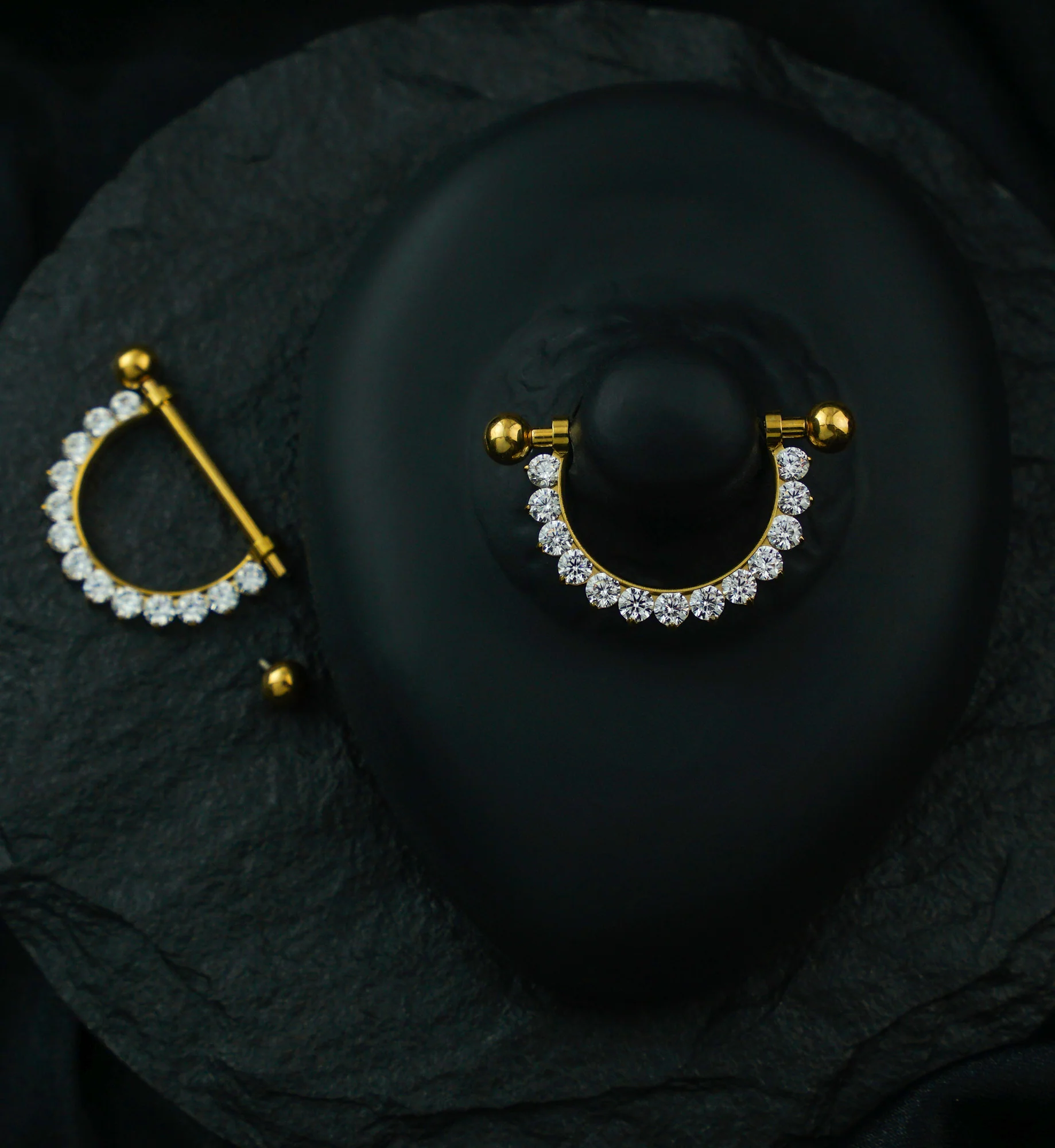 Gold PVD Halo Clear CZ Internally Threaded Titanium Nipple Barbells - Image 2