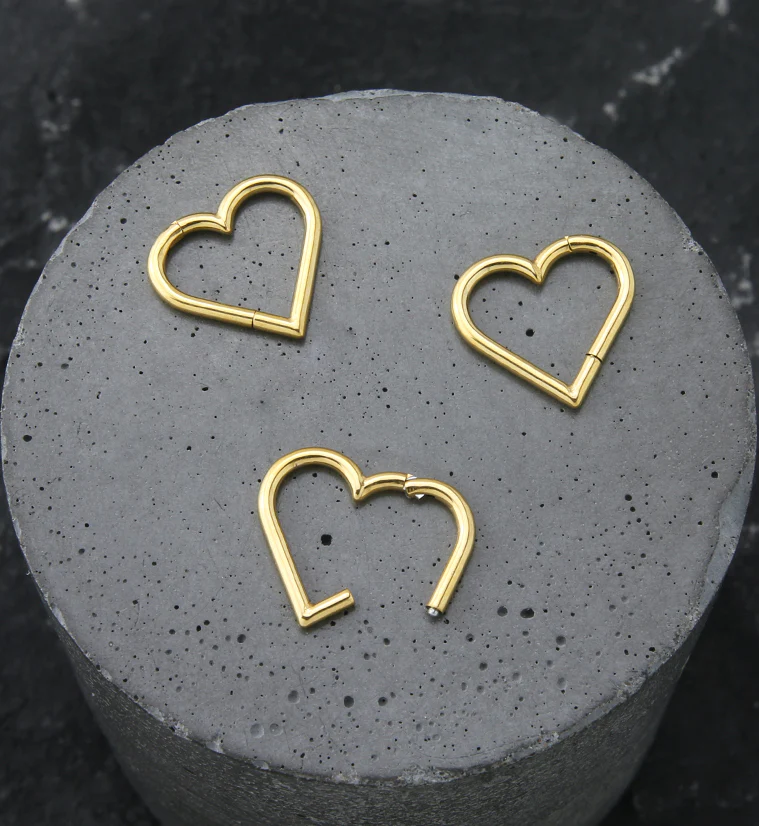 Gold PVD Heart Stainless Steel Hinged Segment Ring - Image 2