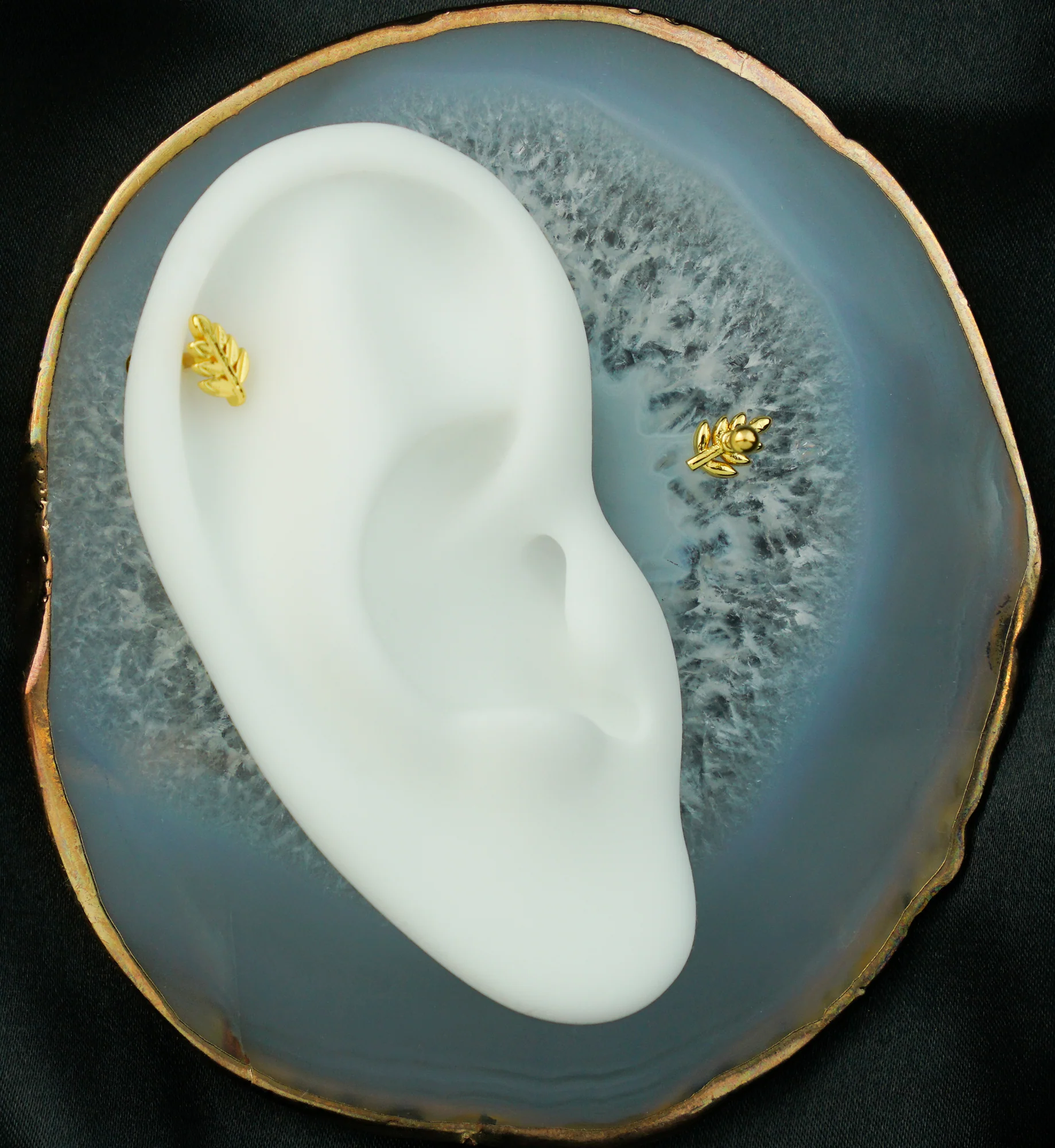 Gold PVD Leaf Cartilage Barbell - Image 2