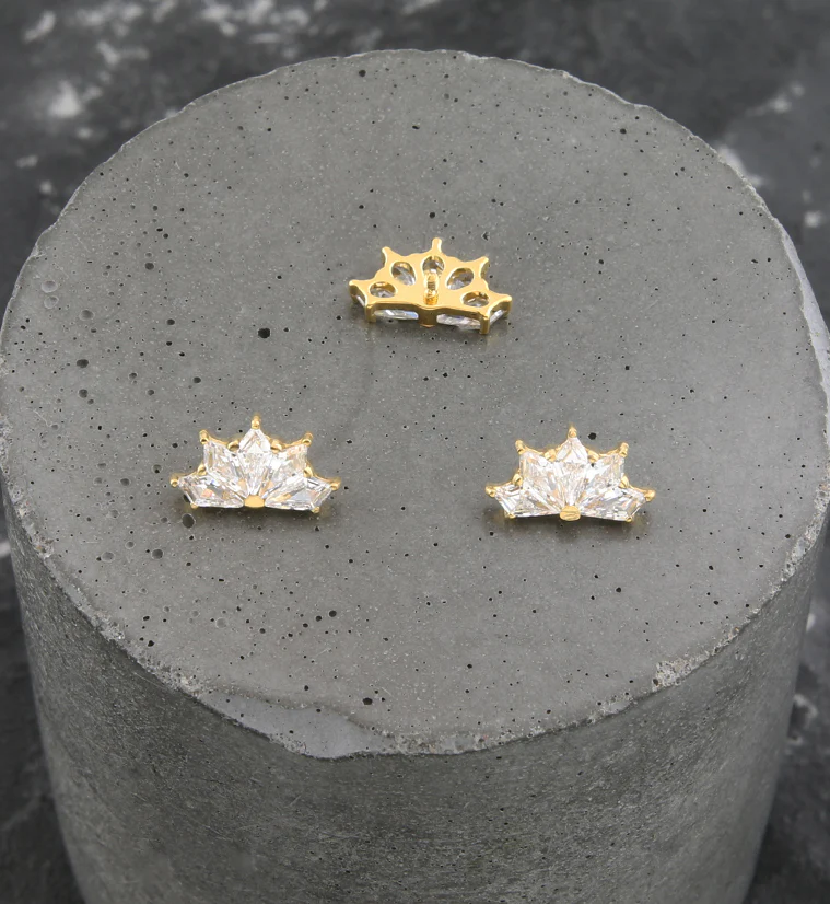 Gold PVD Petite Fan CZ Internally Threaded Titanium Top - Image 2
