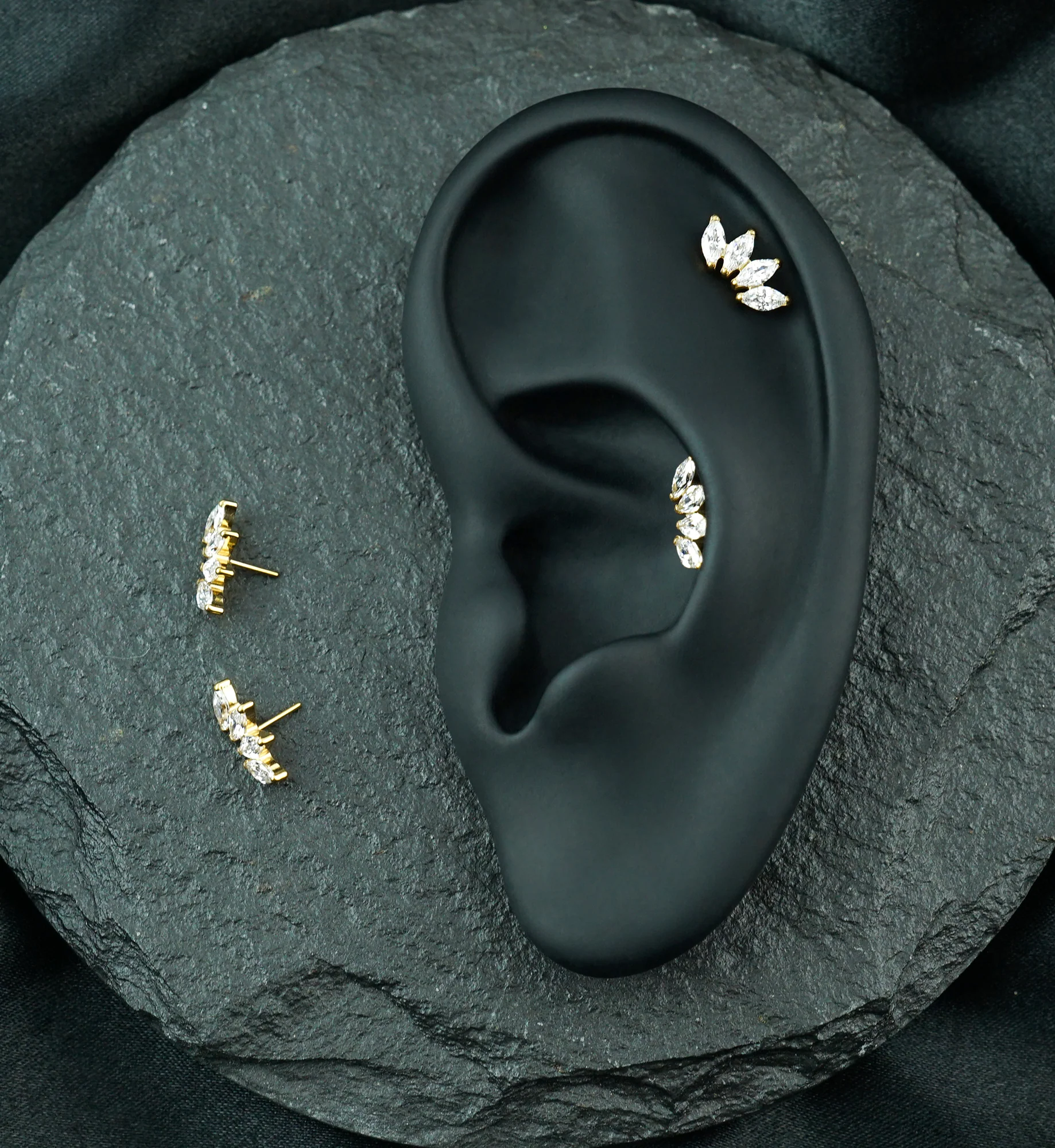 Gold PVD Quartet Clear CZ Prong Titanium Threadless Top - Image 2
