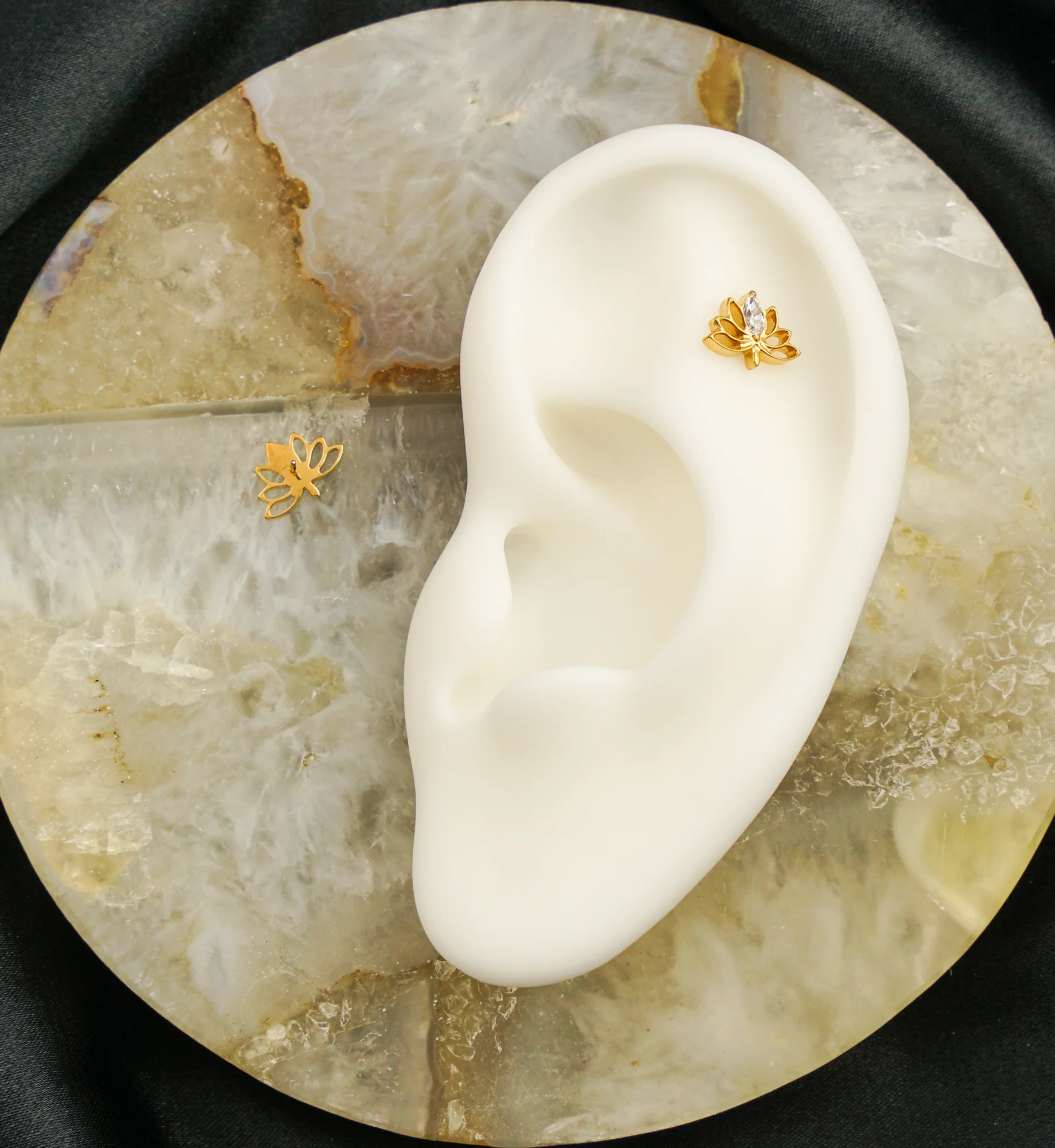 Gold PVD Rising Lotus Cutout Clear CZ Threadless Titanium Top - Image 2