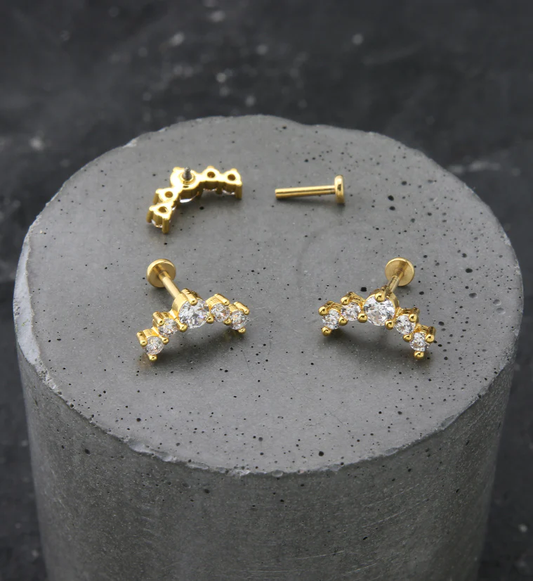 Gold PVD Royal Round Clear CZ Stainless Steel Internally Threaded Labret - Image 2