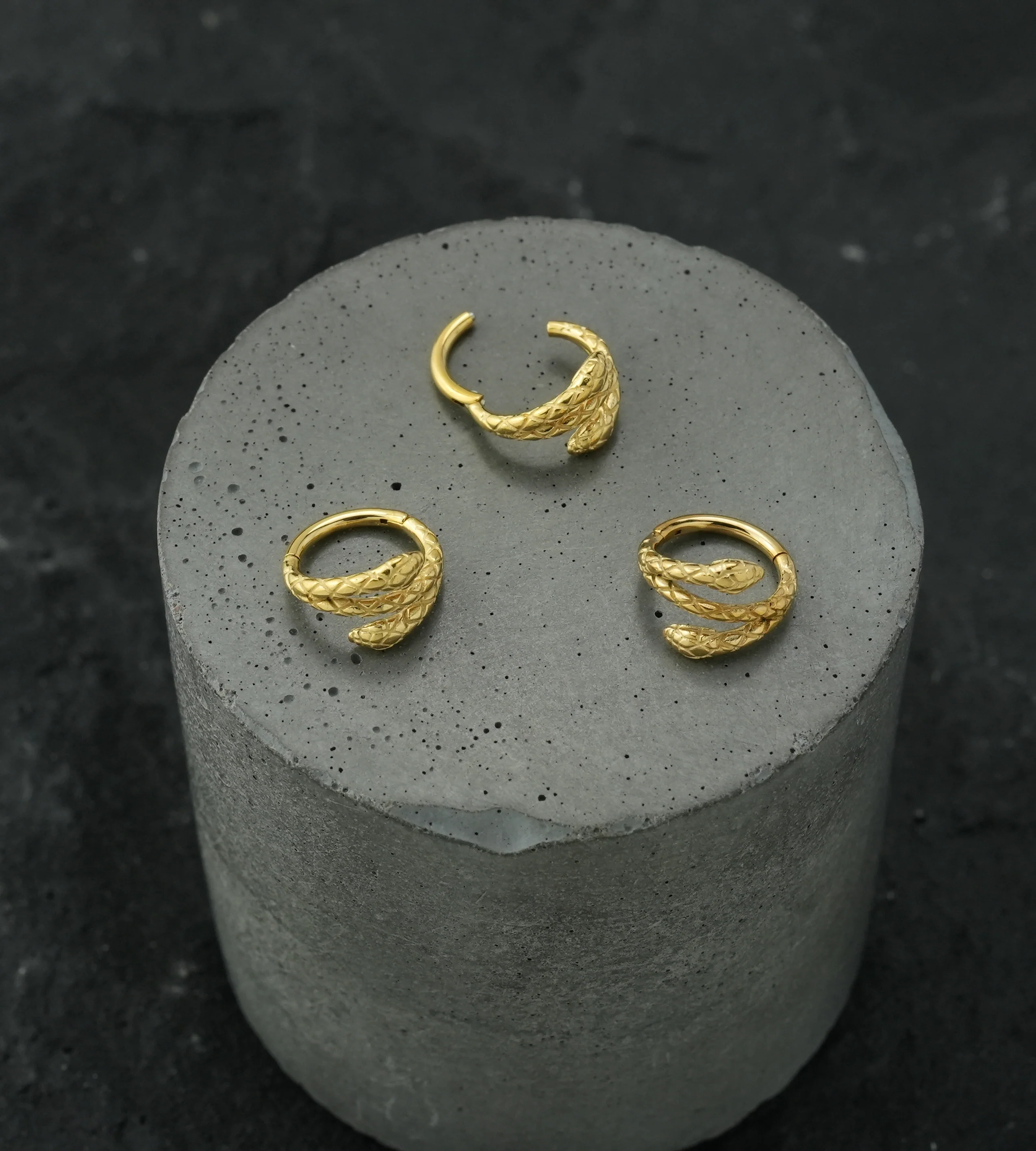 Gold PVD Snake Twist Stainless Steel Hinged Segment Ring - Image 2