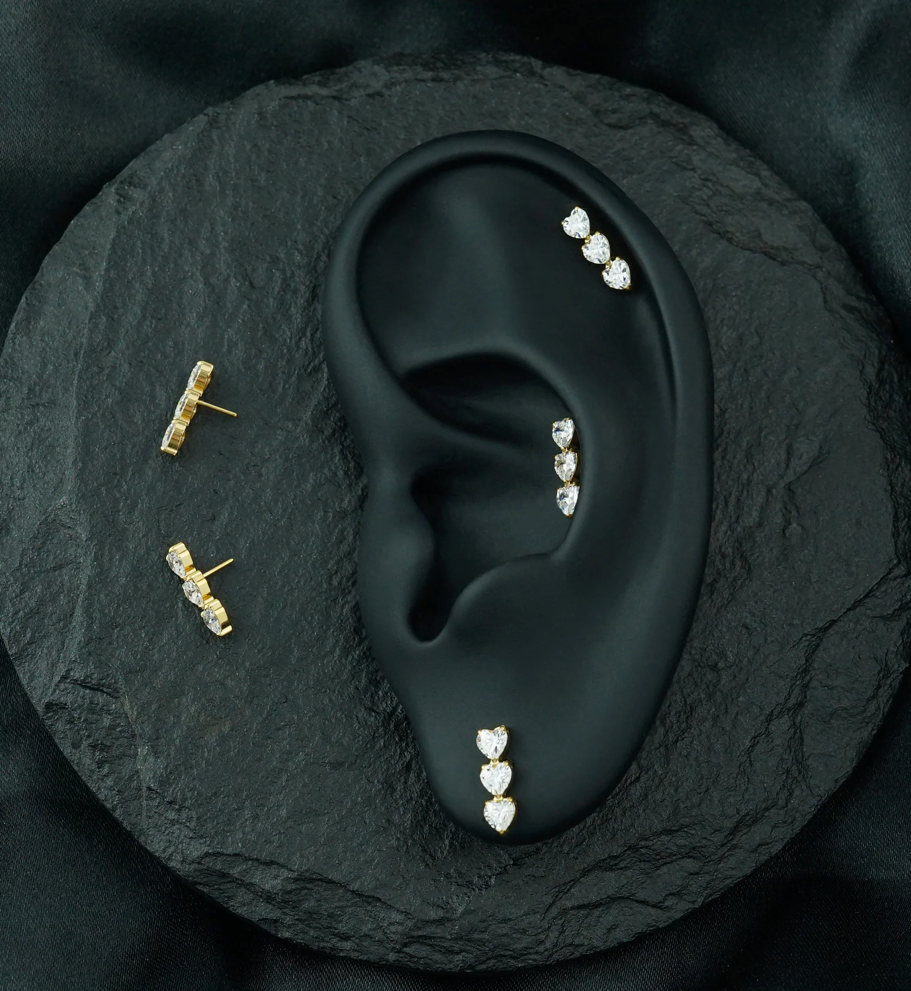 Gold PVD Triple Dip Heart Clear CZ Titanium Threadless Top - Image 2