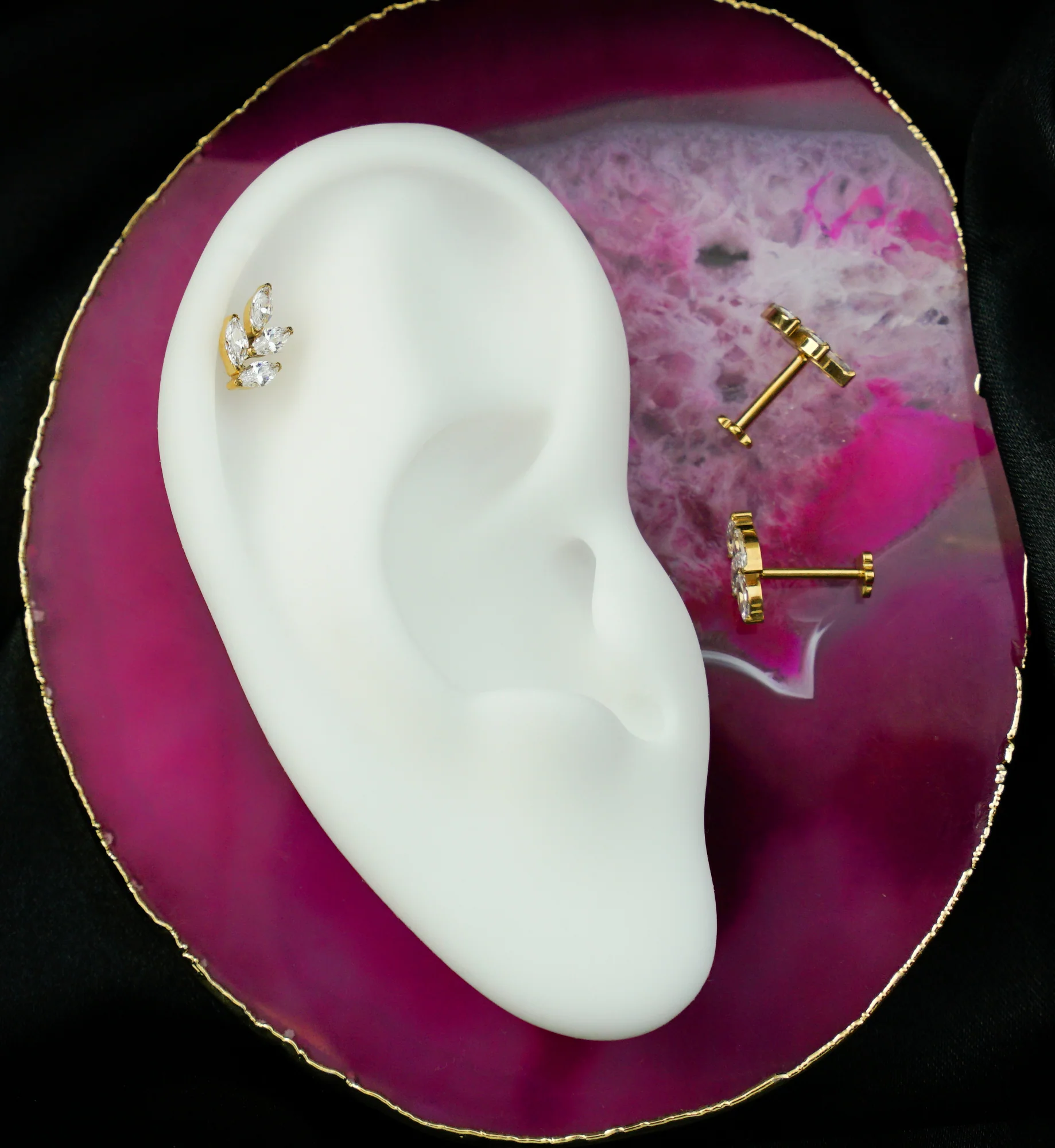 Gold PVD Vine Clear CZ Titanium Threadless Flower Back Labret - Image 2