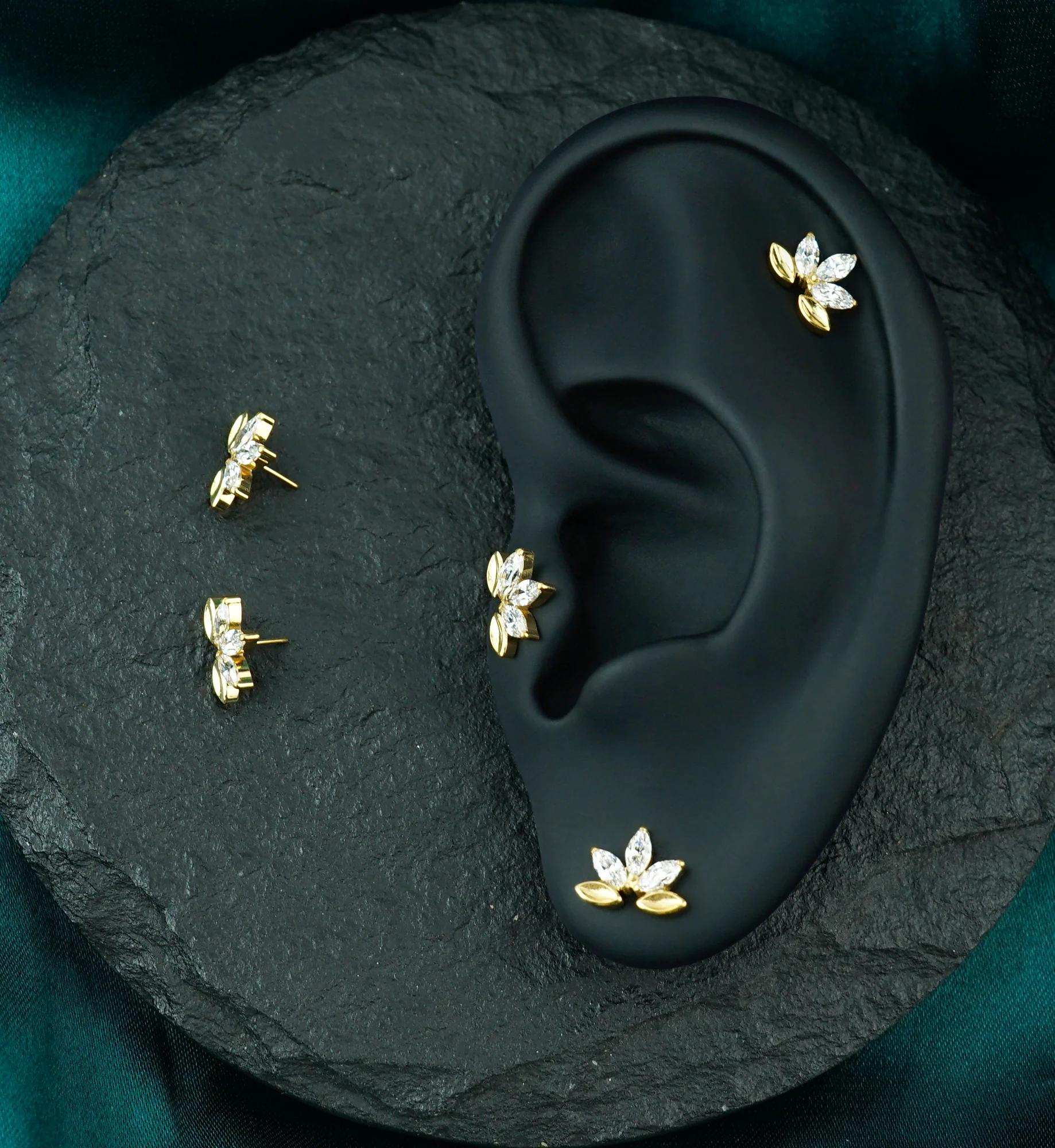 Gold PVD Water Lily Clear CZ Titanium Threadless Top - Image 2
