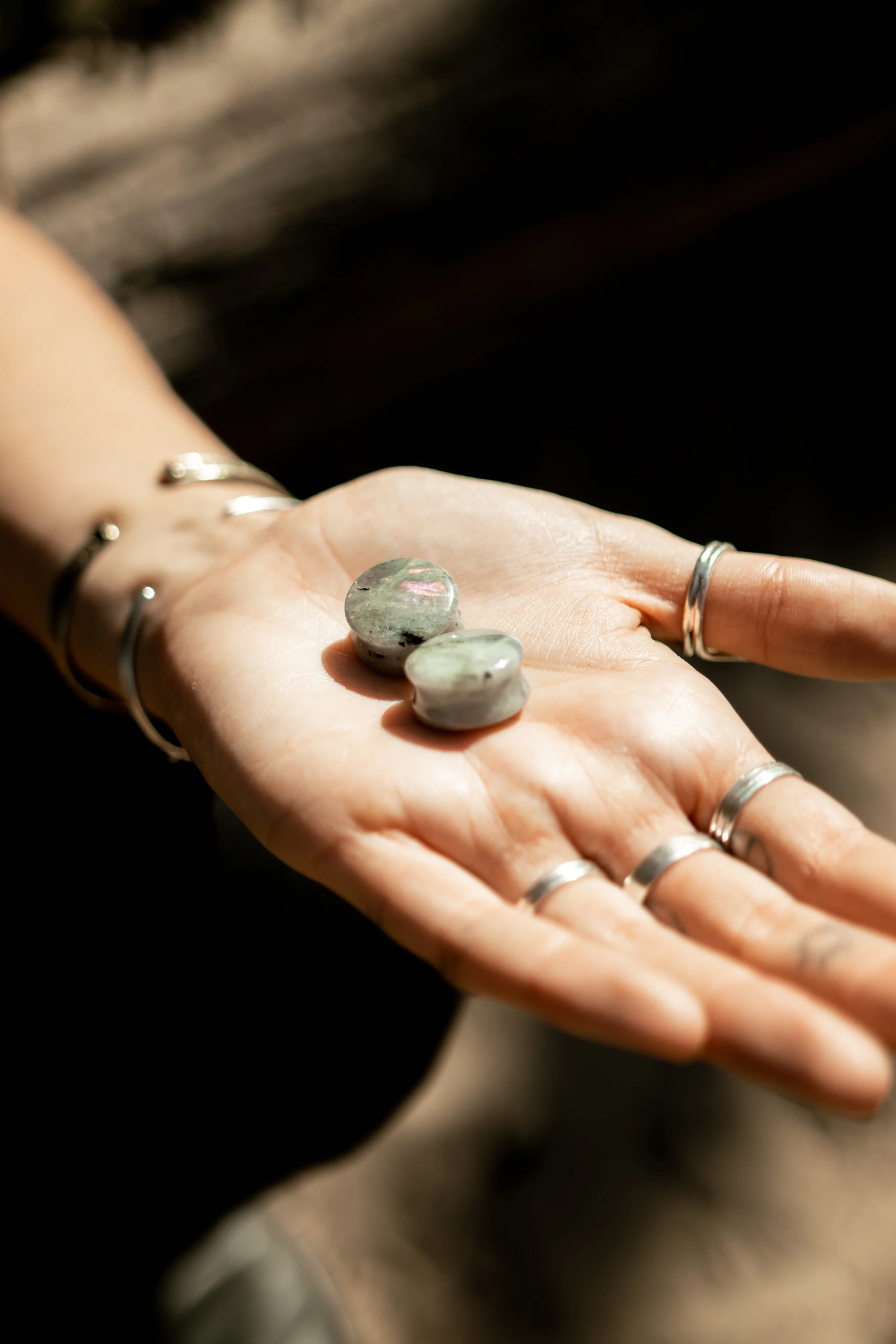 Grey Labradorite Stone Plugs - Image 9