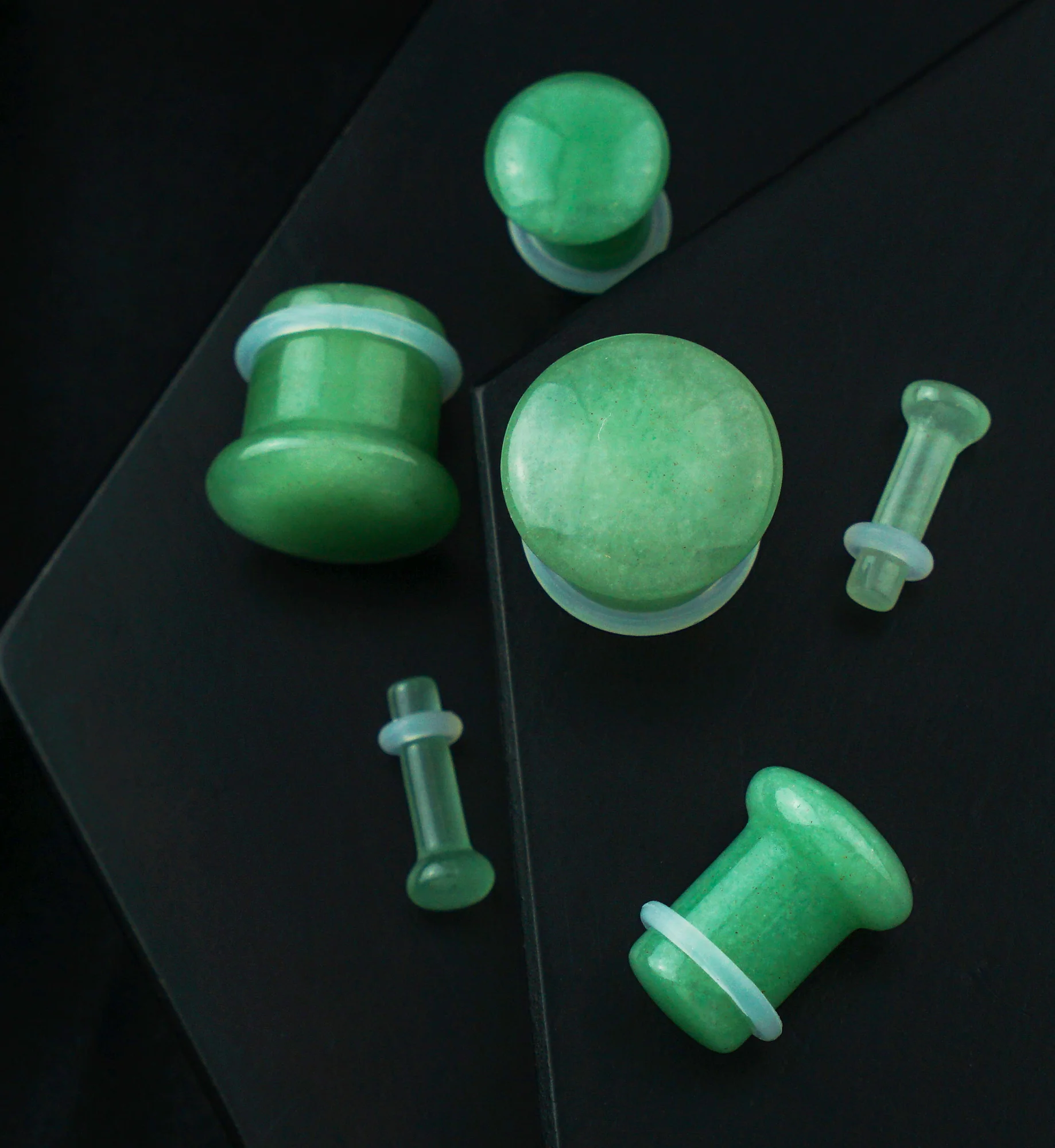 Green Aventurine Stone Plugs - Single Flare with Grooves - Image 2