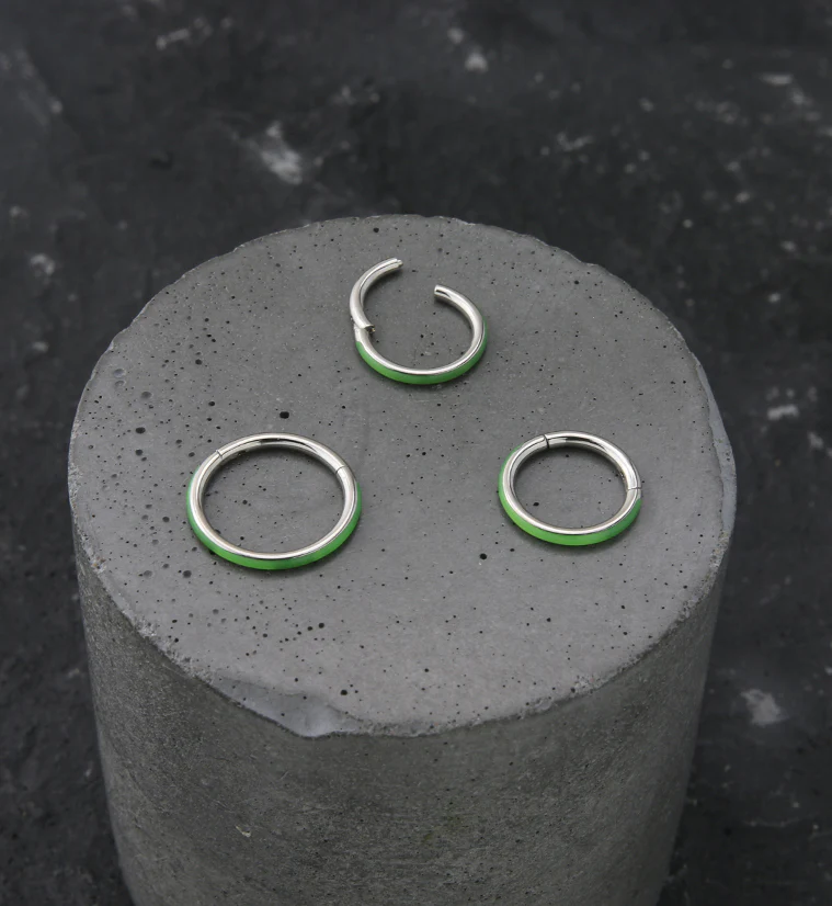 Green Glow In The Dark Side Facing Titanium Hinged Segment Ring - Image 2