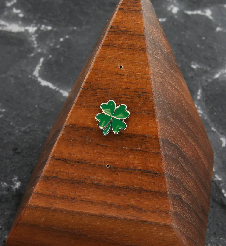 Green Lucky Clover Titanium Threadless Top - Image 2