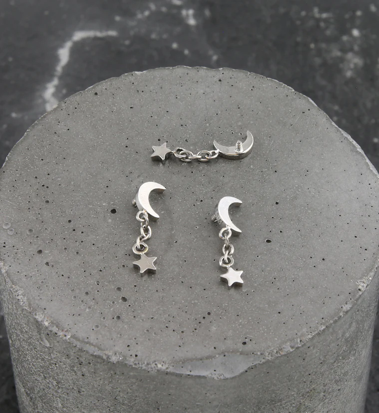 Half Moon Dangle Chain Star Internally Threaded Titanium Top - Image 2