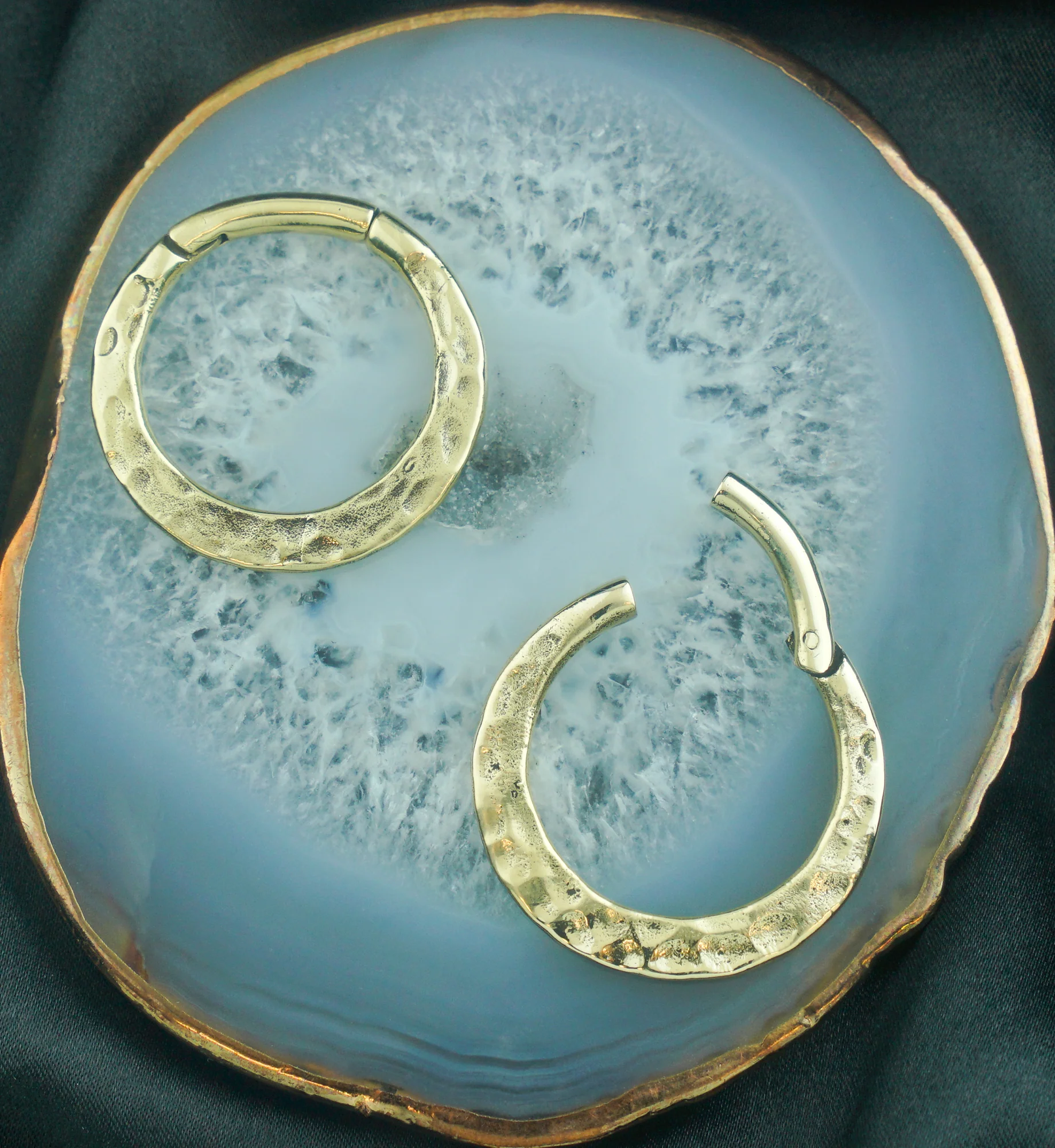 Hammered Hoop Hinged Brass Ear Weights - Image 5