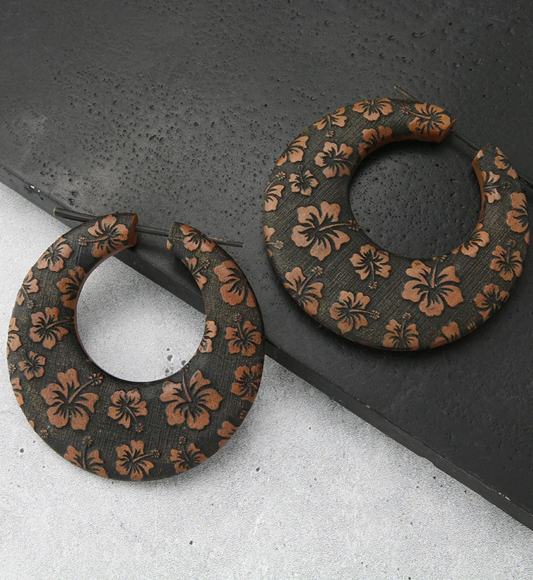 Hibiscus Flower Saba Wood Hoop Earrings - Image 2